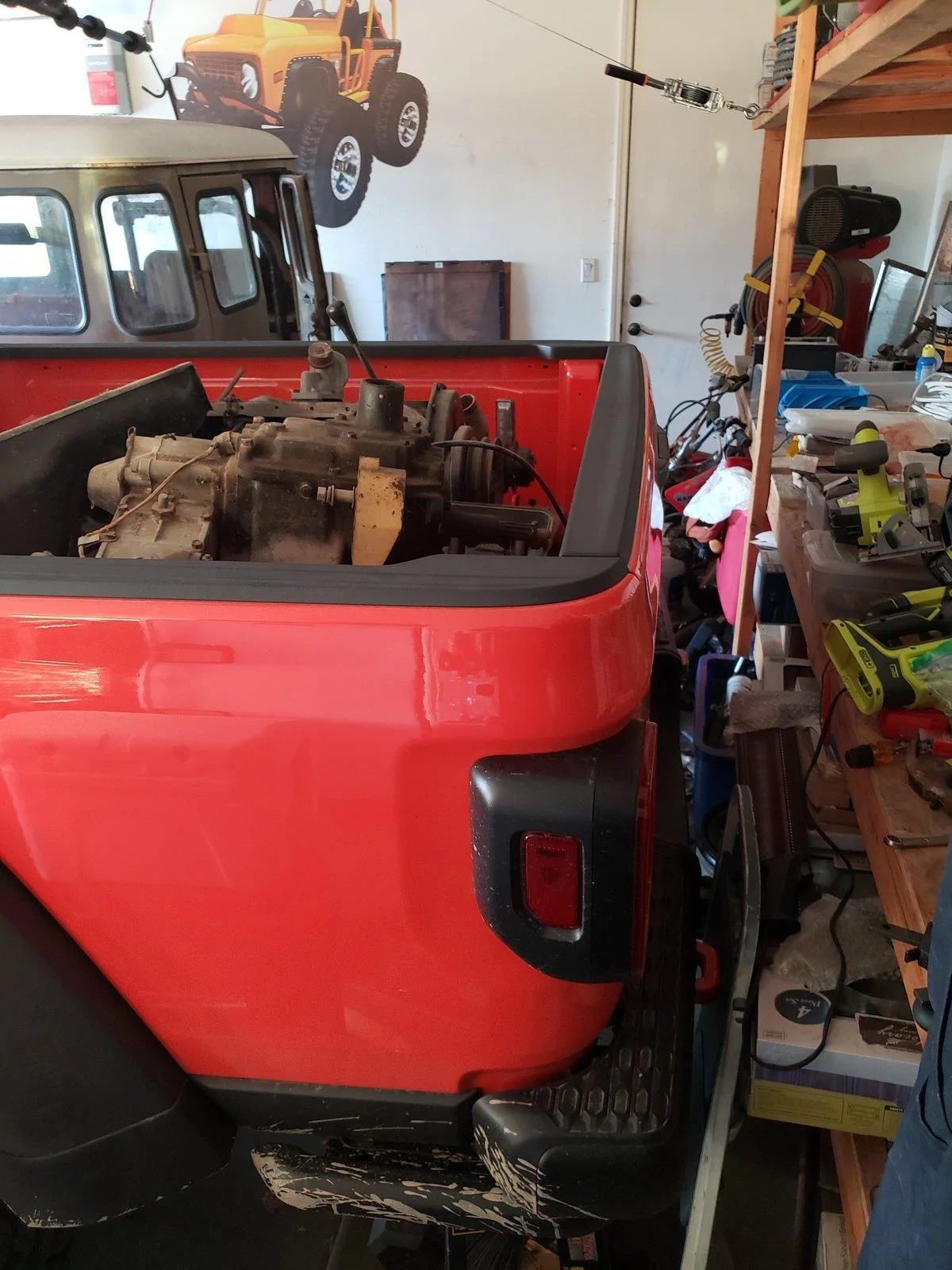 Jeep Gladiator Photo challenge.. Show me your Gladiator in your garage. 20191122_160538