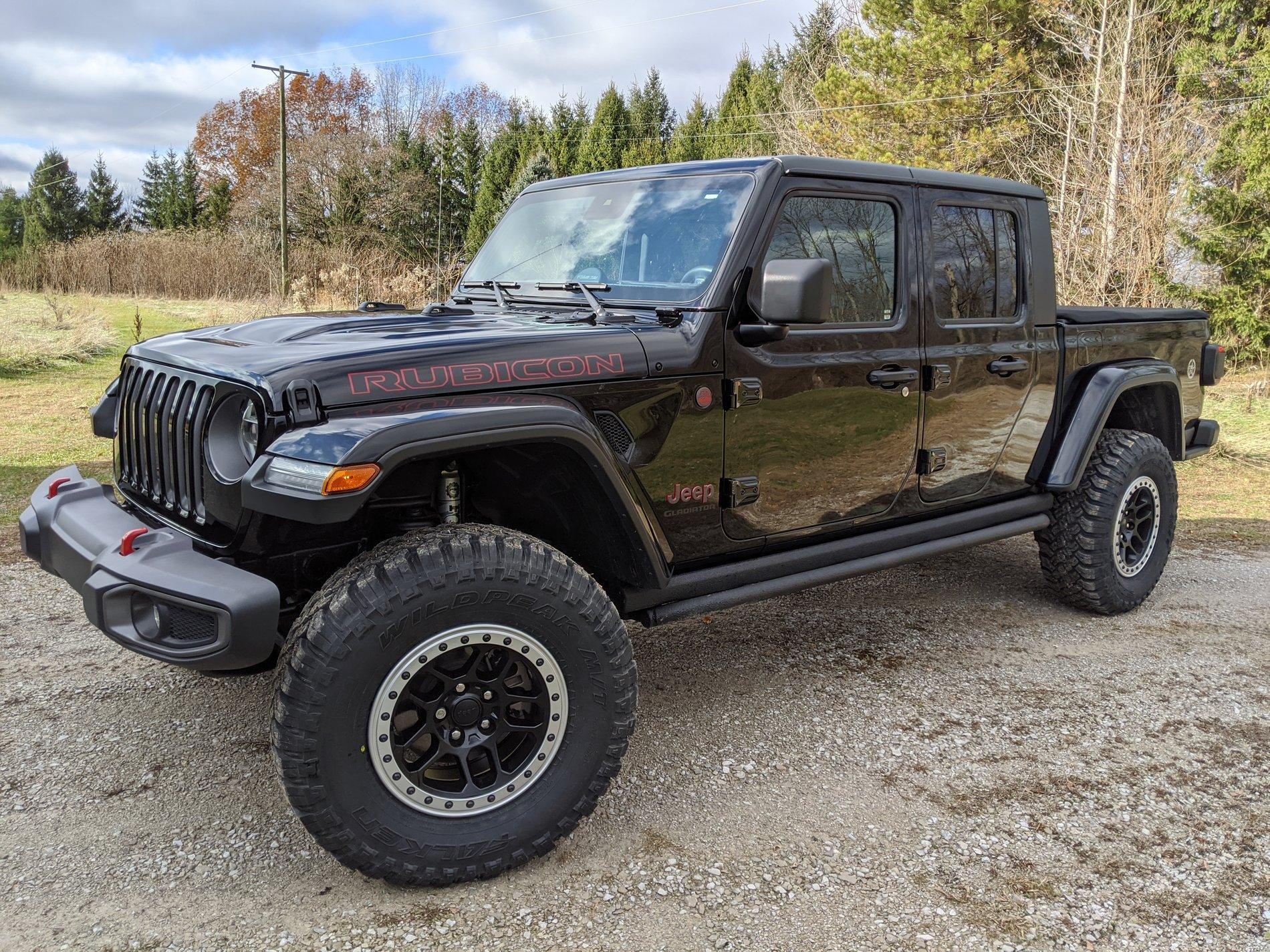 Jeep Gladiator Anyone Else Really Like Looking at Your Parked Rig? IMG_20191122_115816