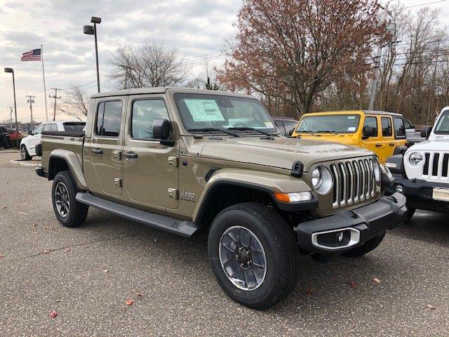 Jeep Gladiator Picking mine up tomorrow. 523B7B69-3316-40CD-A31F-84860991F01B