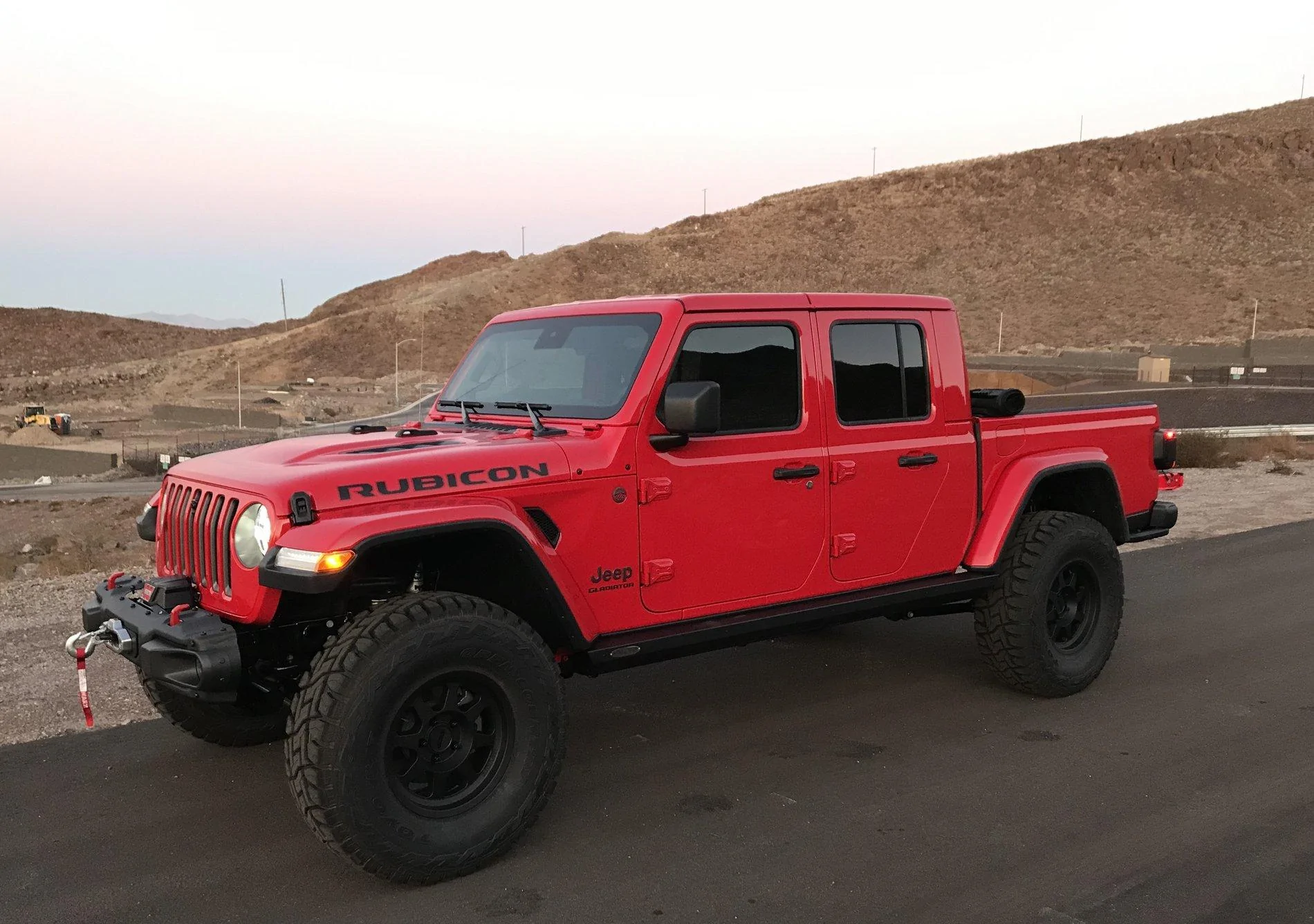 Jeep Gladiator The Millenium Falcon Build 065FCED7-9393-4BA9-A043-1ADC500BD7A4