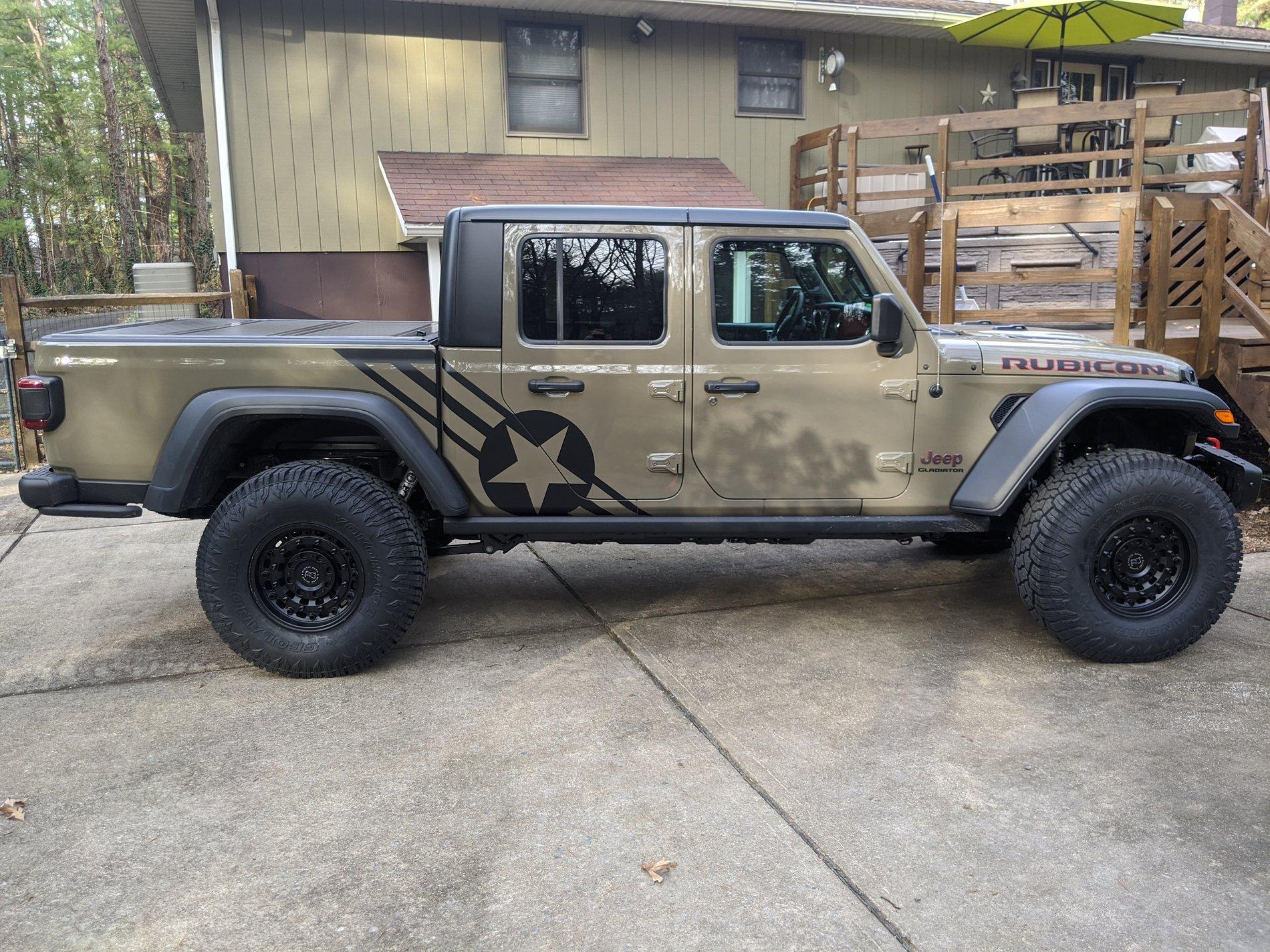 Jeep Gladiator GEOLANDAR X-AT or NITTO RIDGE GRAPPLER IMG_20191121_144020