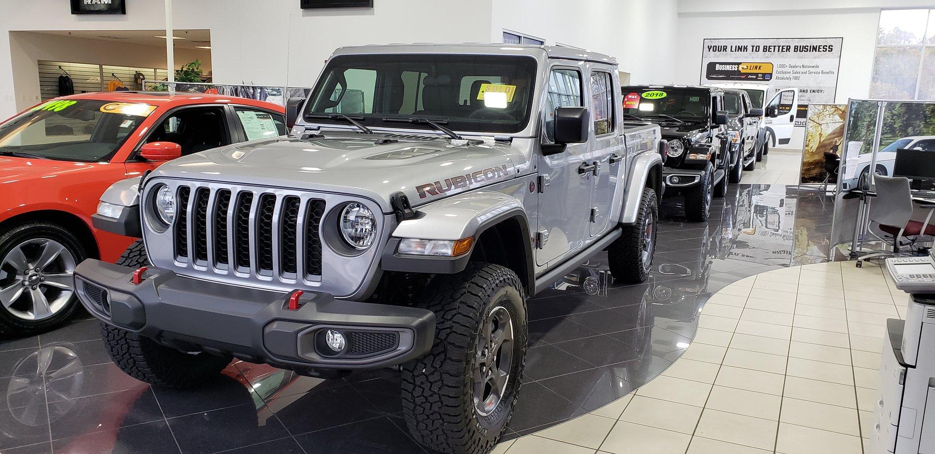 Jeep Gladiator BILLET SILVER Gladiator JT Club 20191123_110623
