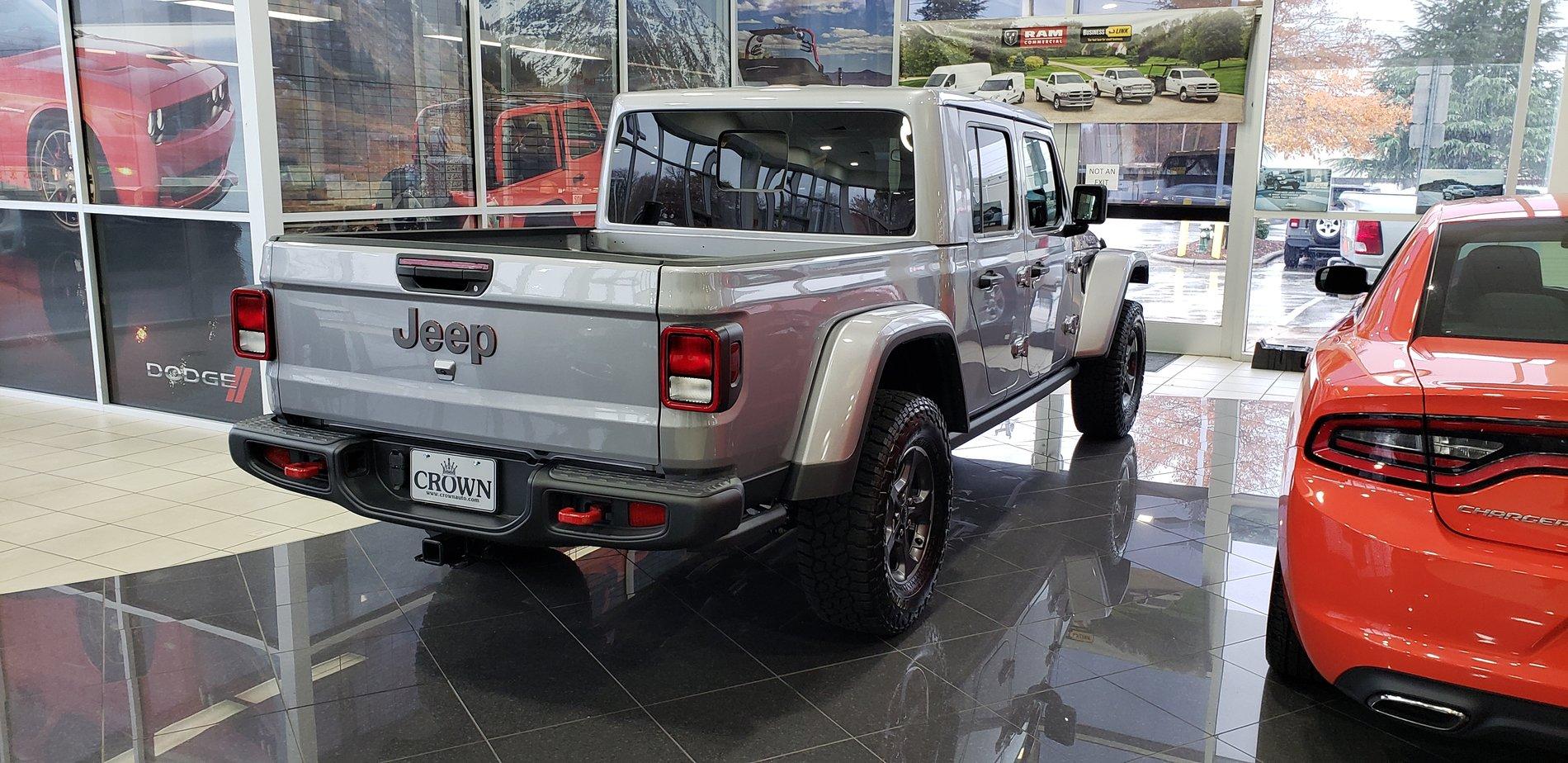 Jeep Gladiator BILLET SILVER Gladiator JT Club 20191123_110658