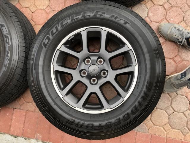 Jeep Gladiator Overland Wheels and Tires For Sale - Including Spare 6-F4-ADE3-B-16-A8-4-B6-B-B960-728-FD2-CD534-C