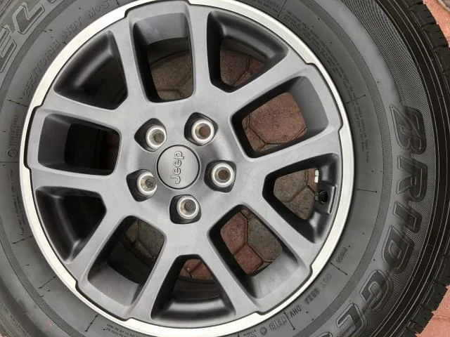 Jeep Gladiator Overland Wheels and Tires For Sale - Including Spare 6-DDBD505-D324-443-E-A91-F-1-A0-C6-C519959