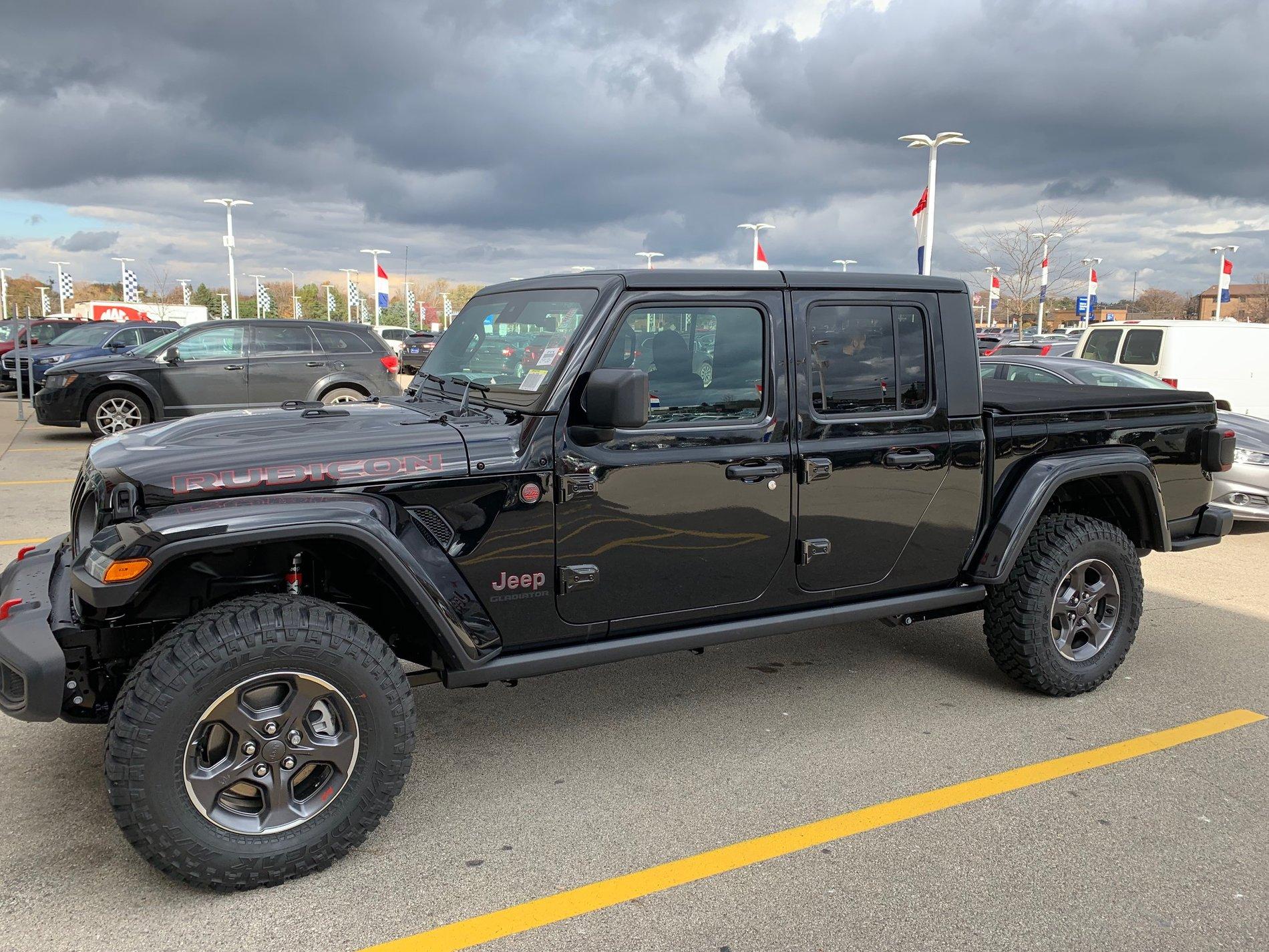 Jeep Gladiator Anyone Else Really Like Looking at Your Parked Rig? JT