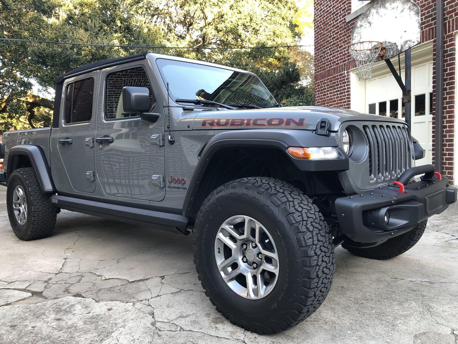Jeep Gladiator What wheels are you putting on you JT? IMG_6757