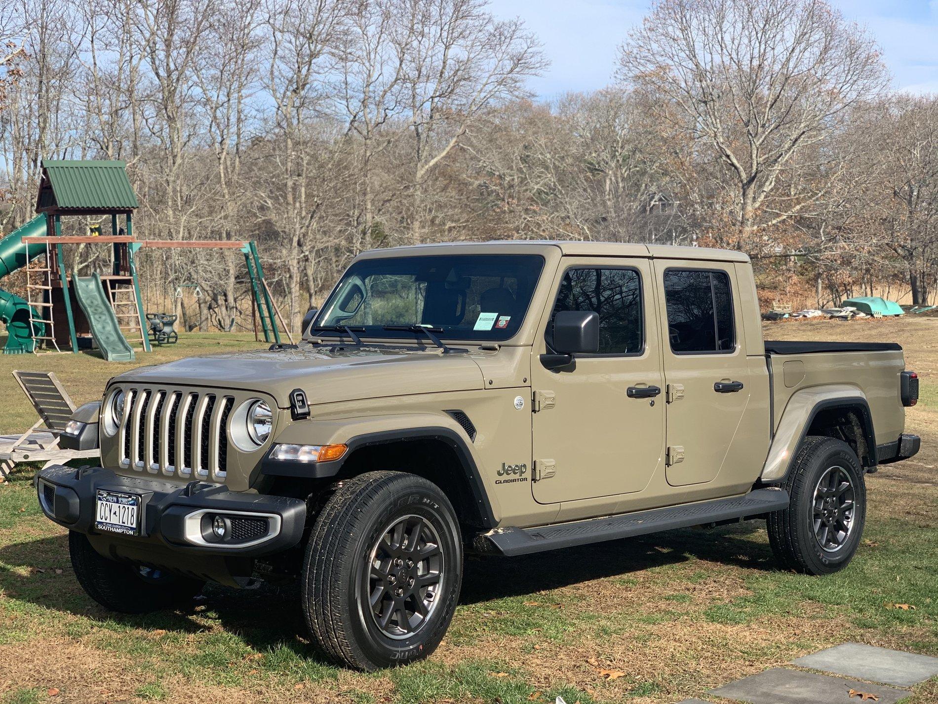 Jeep Gladiator Any Gator Gladiator sightings? A4705EEB-CF40-4DEC-A05F-A9F43B5E5CA4
