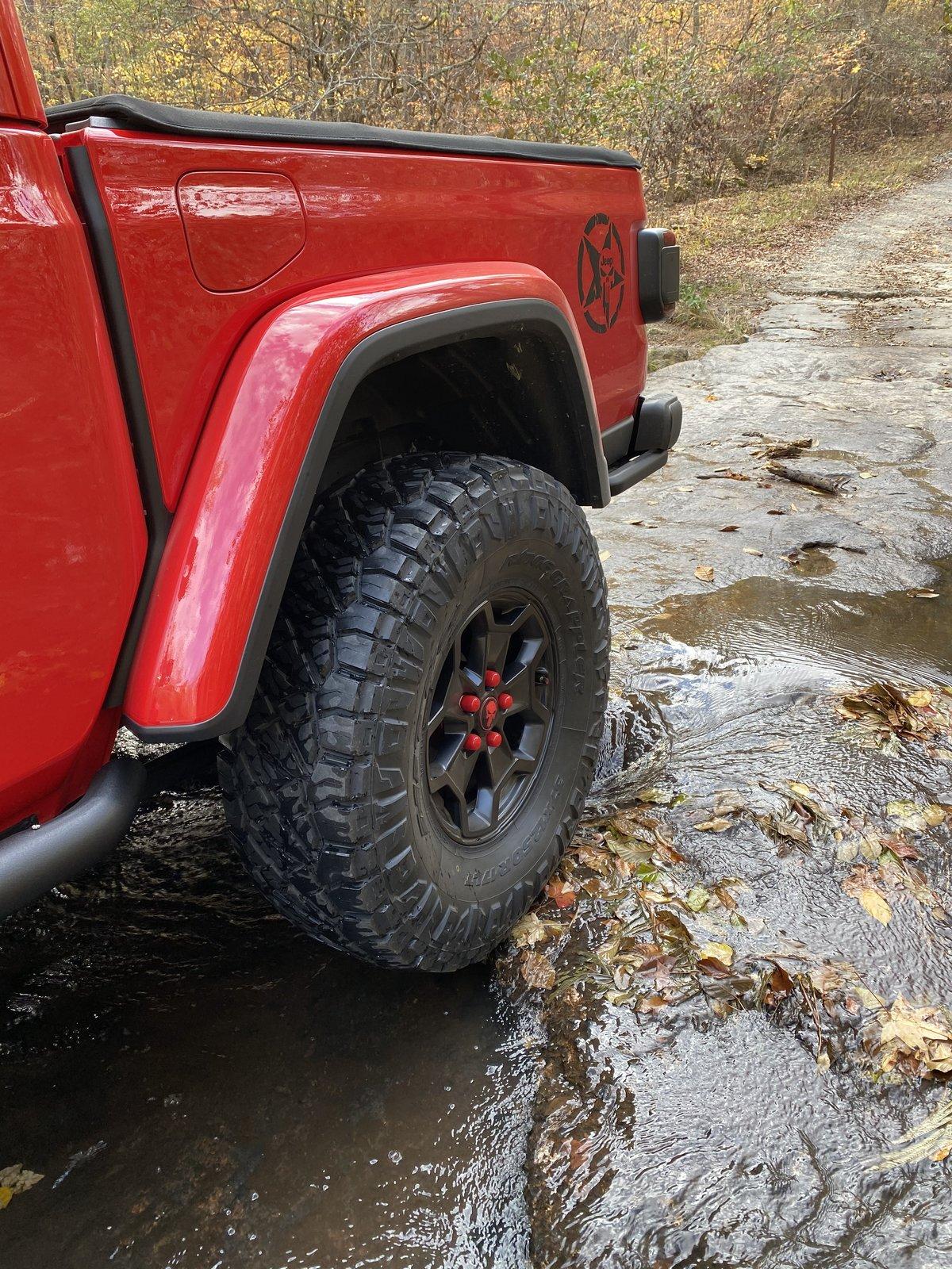 Jeep Gladiator 35 or 37`s What To Do? B3035C01-D169-49C8-9EB6-B56AE0103B9A