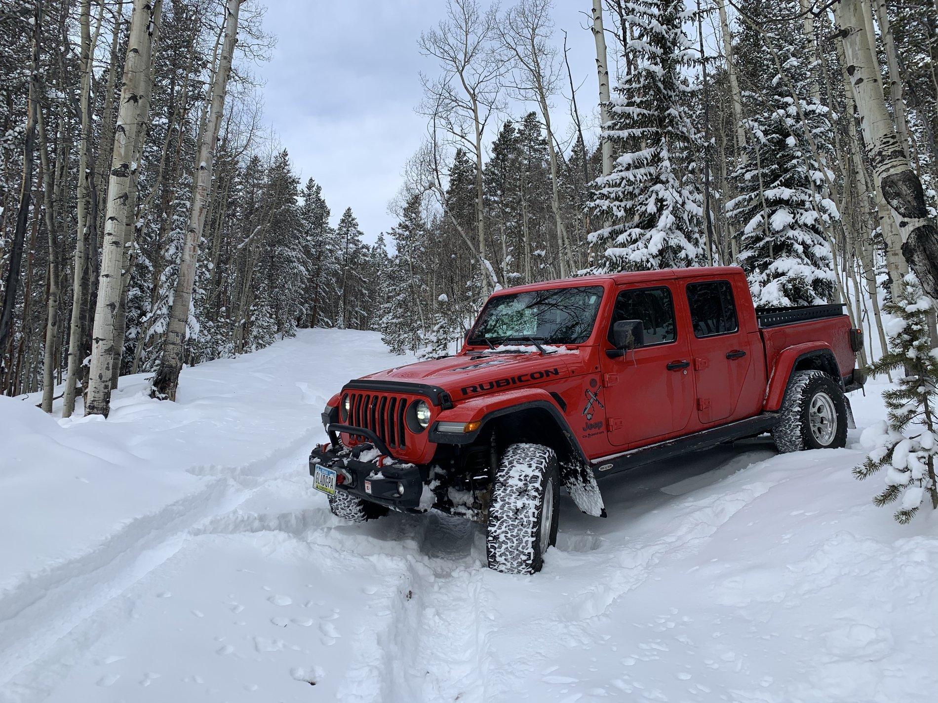 Jeep Gladiator LAUNCH EDITION Gladiator JT Club 80A0BADA-7783-4073-8E6D-CB23E4D115B7