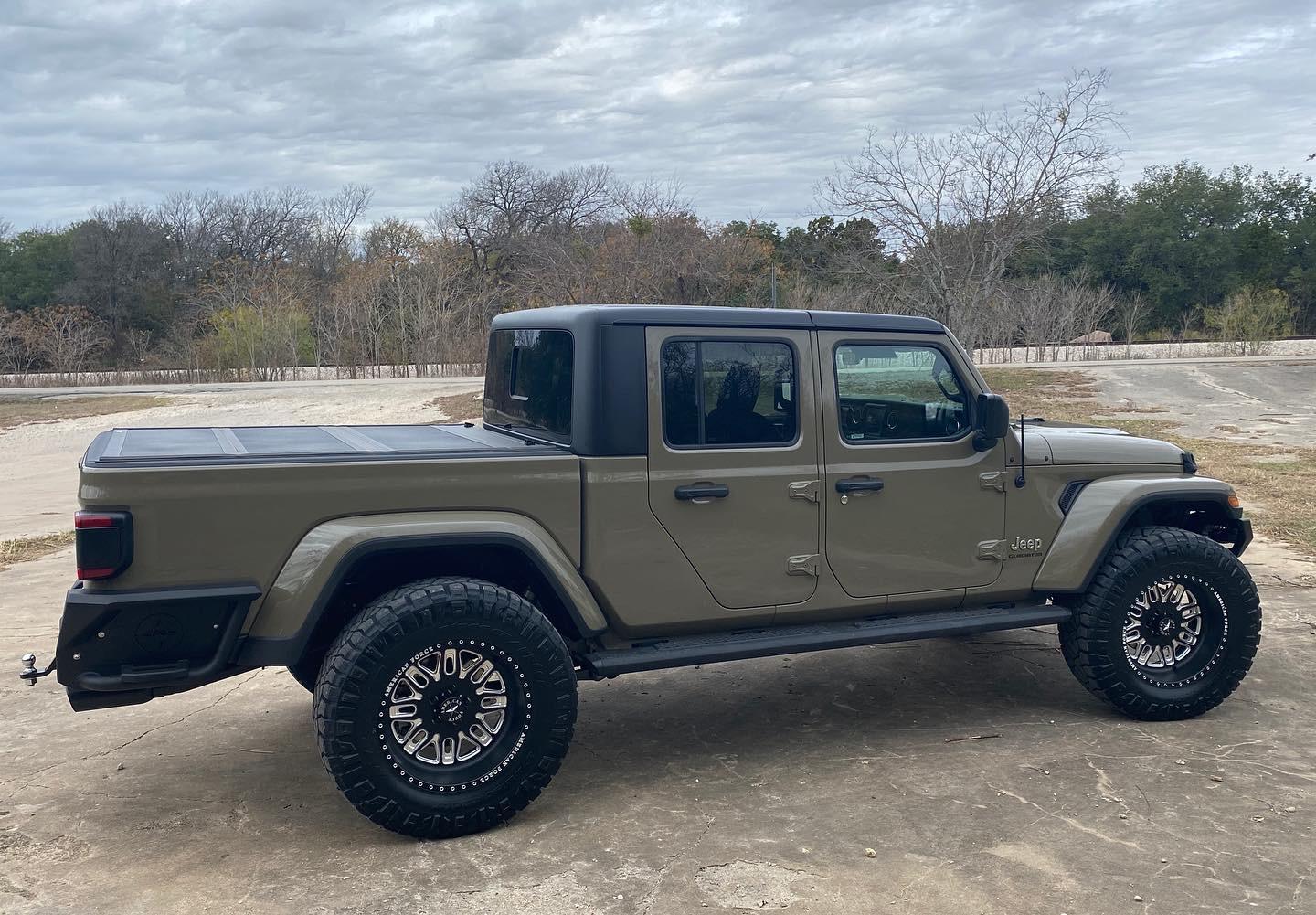 Jeep Gladiator GATOR Gladiator JT Club EA8B0450-3769-42EA-AB08-BC7D2297D53F