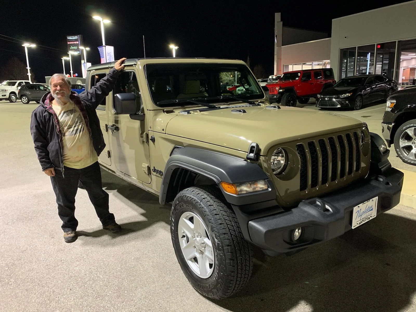 Jeep Gladiator Delay ordering for GATOR?????? Me&OleGreen