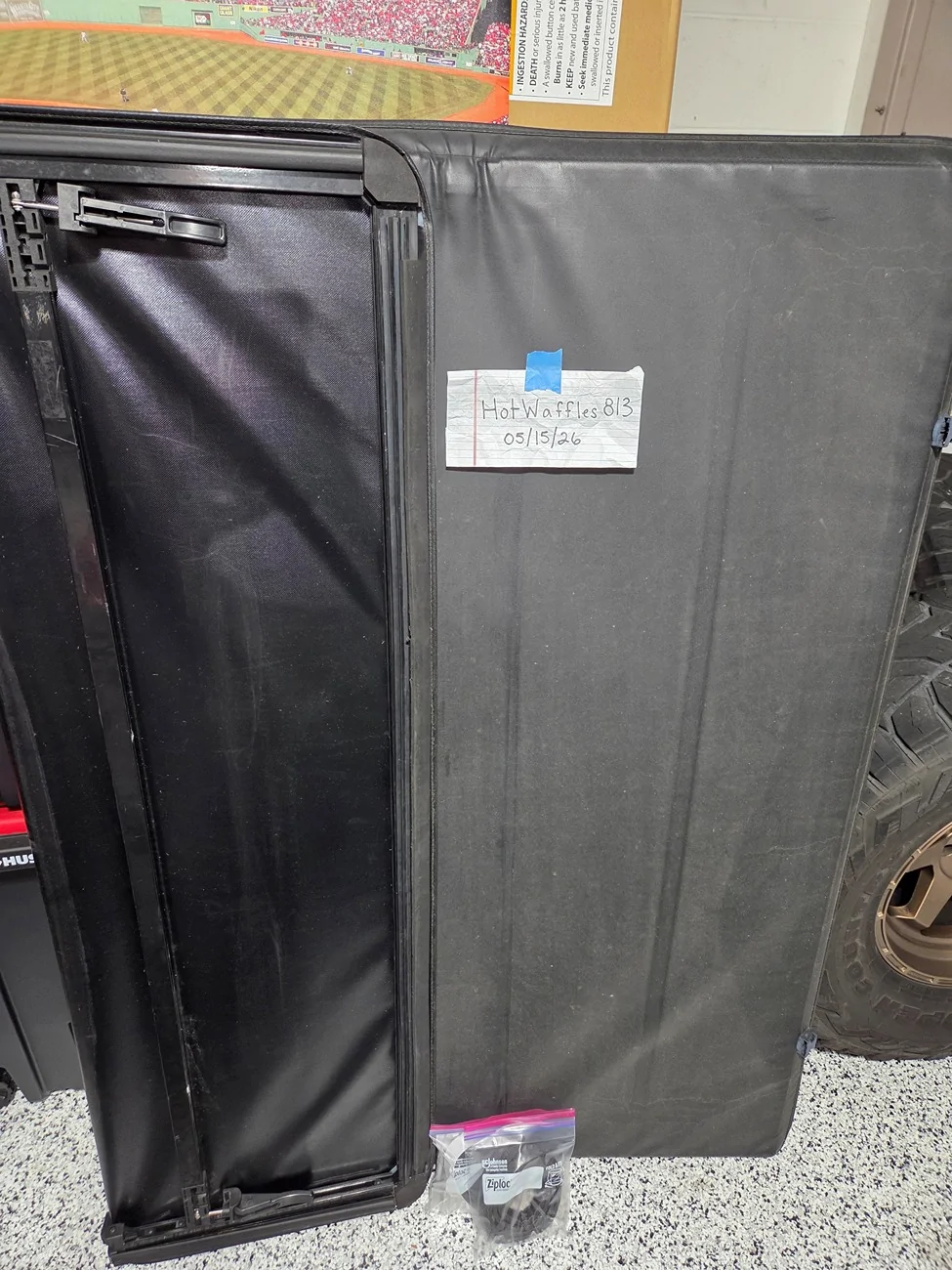 Jeep Gladiator Tyger Auto T3 Soft Tri-Fold Truck Bed Cover Top2