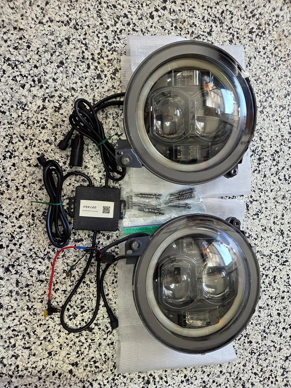 Jeep Gladiator LED RGB Headlights and Foglights Headlights1