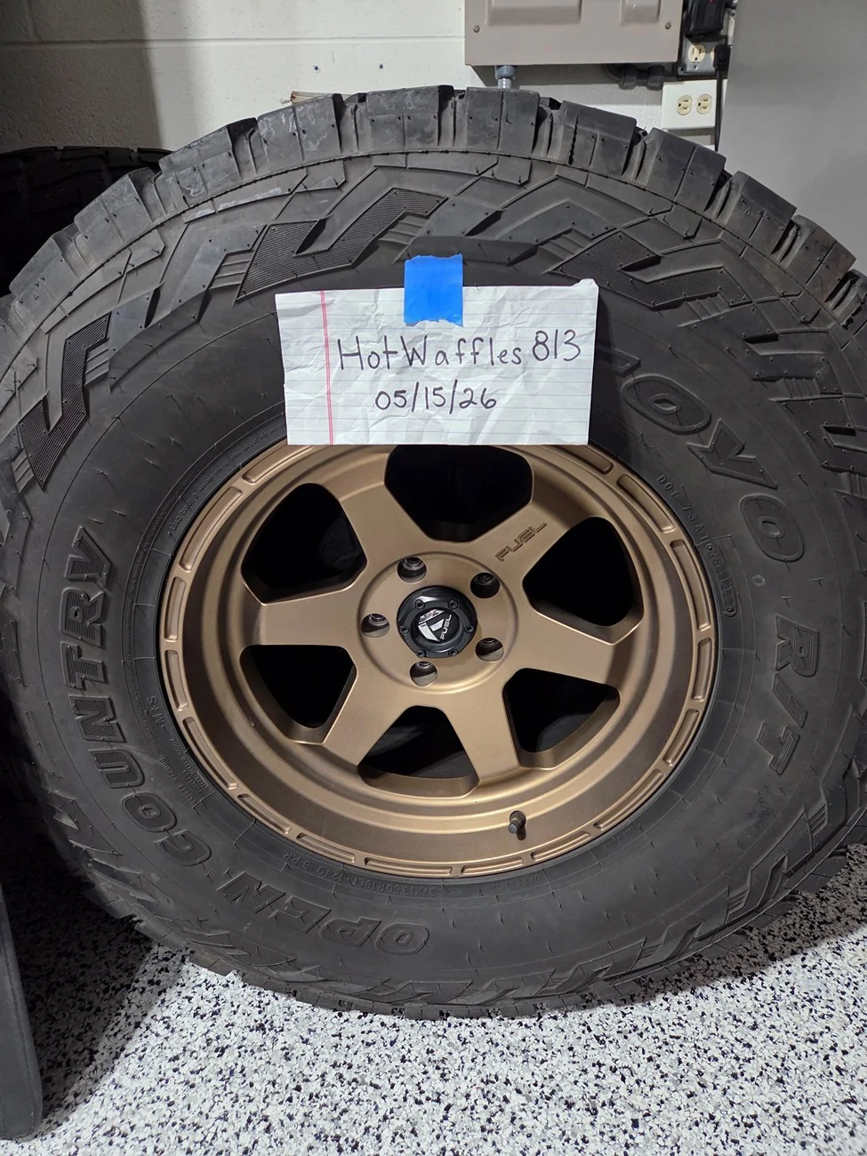 Jeep Gladiator 37x13.50x18 Wheel/Tire Package WheelsTires2