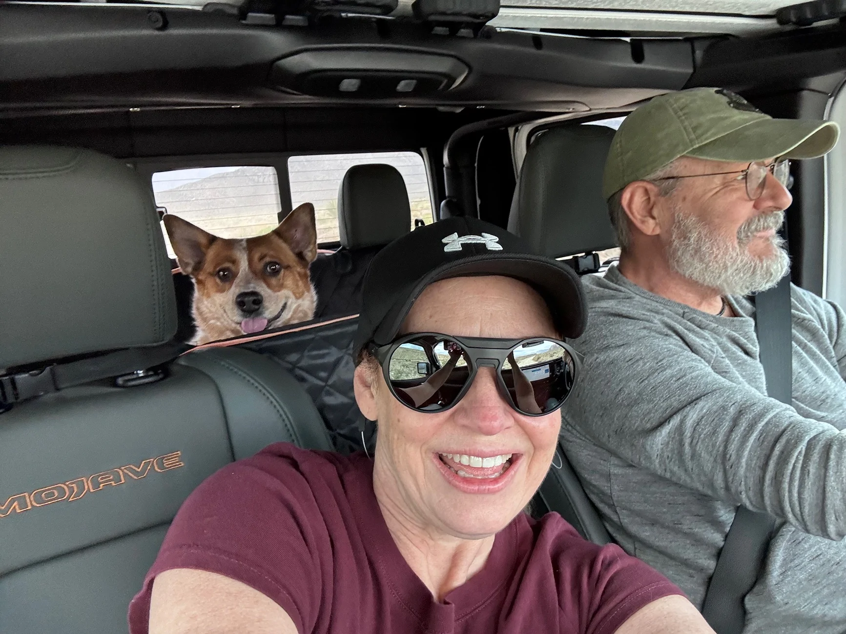 Jeep Gladiator Let’s see your pets cause they are the best companion you can have!!!!! IMG_4900