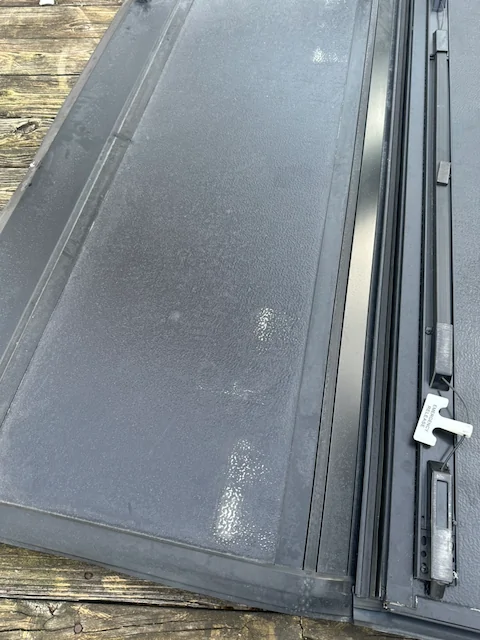 Jeep Gladiator Mopar Factory Tonneau Cover, Hard Tri-fold IMG_7057