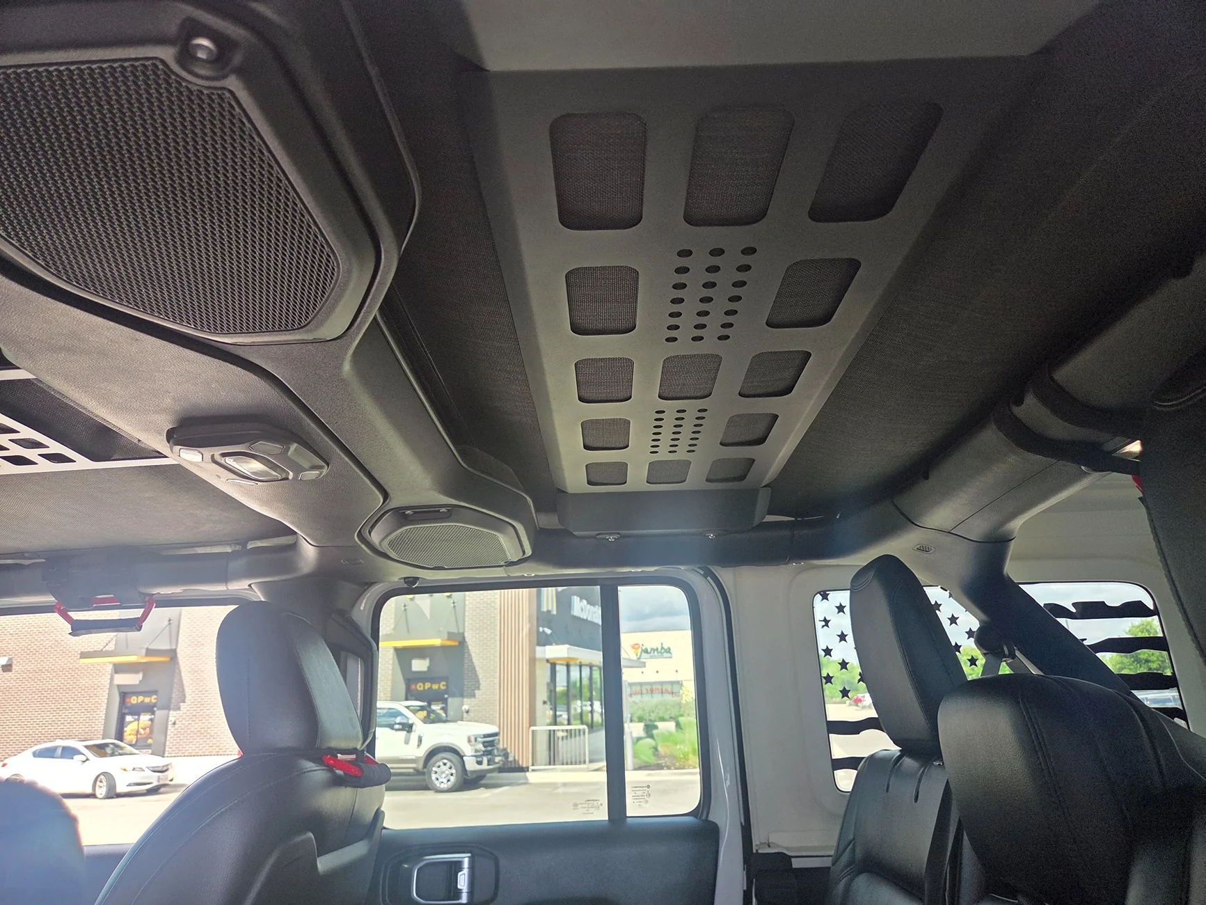 Jeep Gladiator Interior Roof Storage Options? 20260511_163941