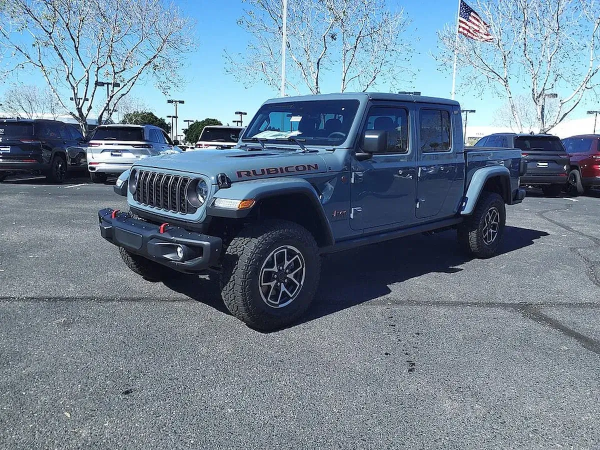 Jeep Gladiator ⭐Memorial Day Weekend Starts With Remembrance⭐ 1779293582801-xi