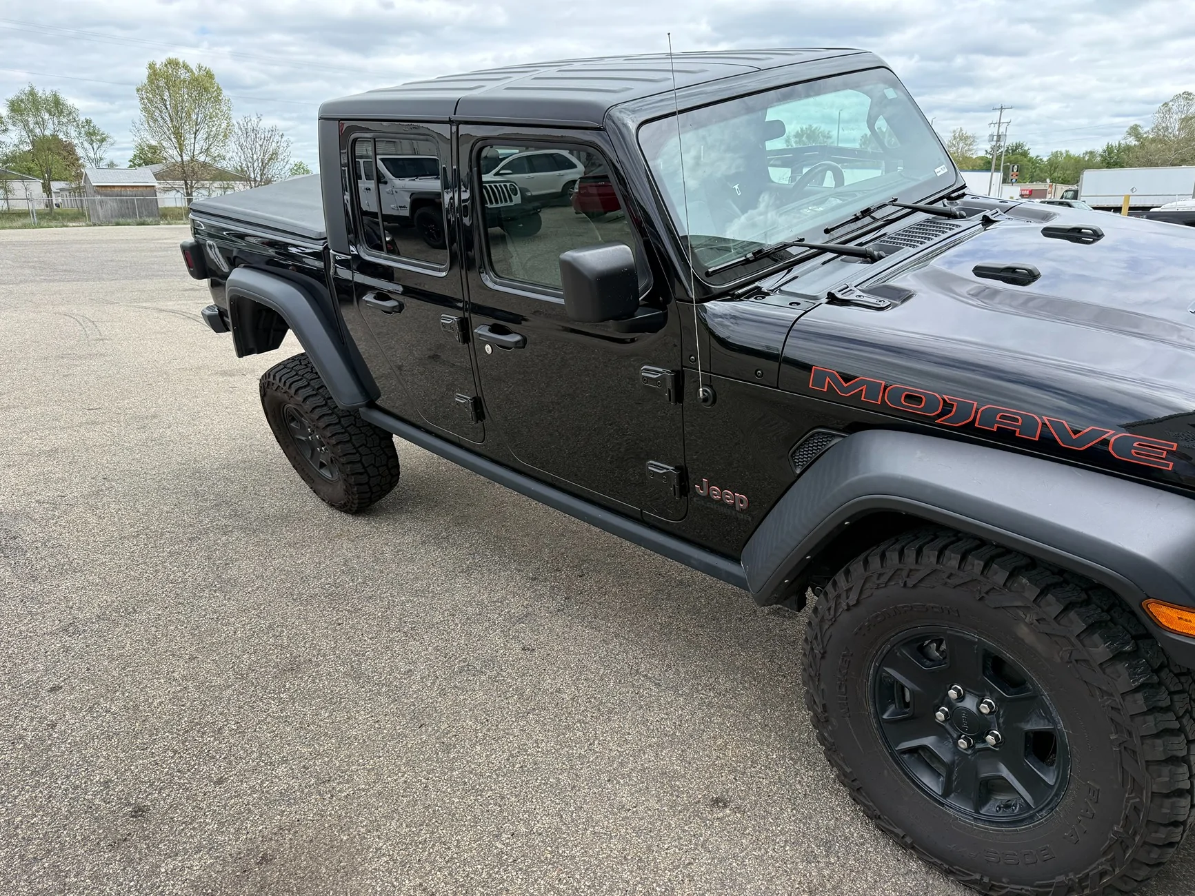 Jeep Gladiator Mojave Lift AEV or something else IMG_2103
