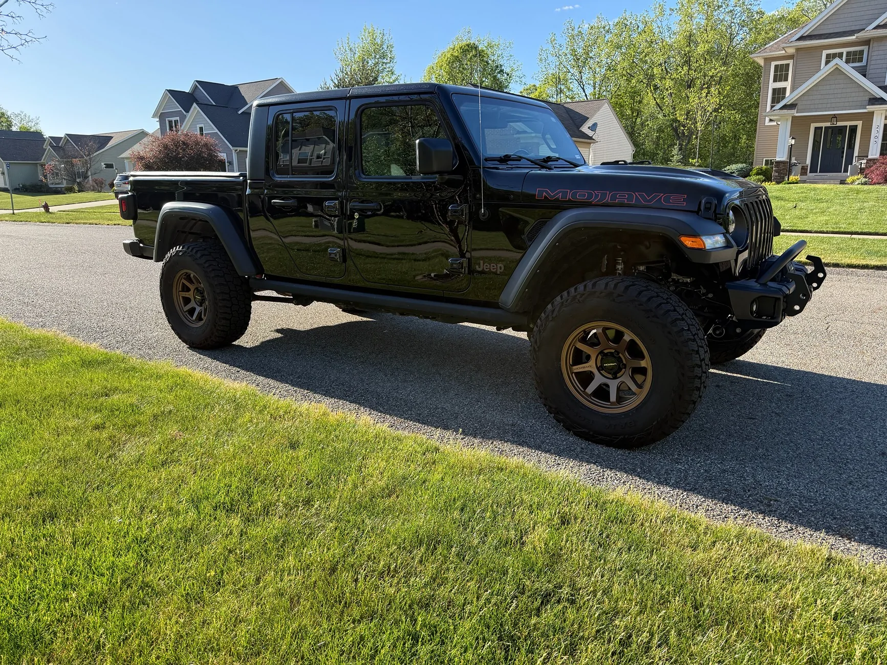Jeep Gladiator Mojave Lift AEV or something else IMG_2116