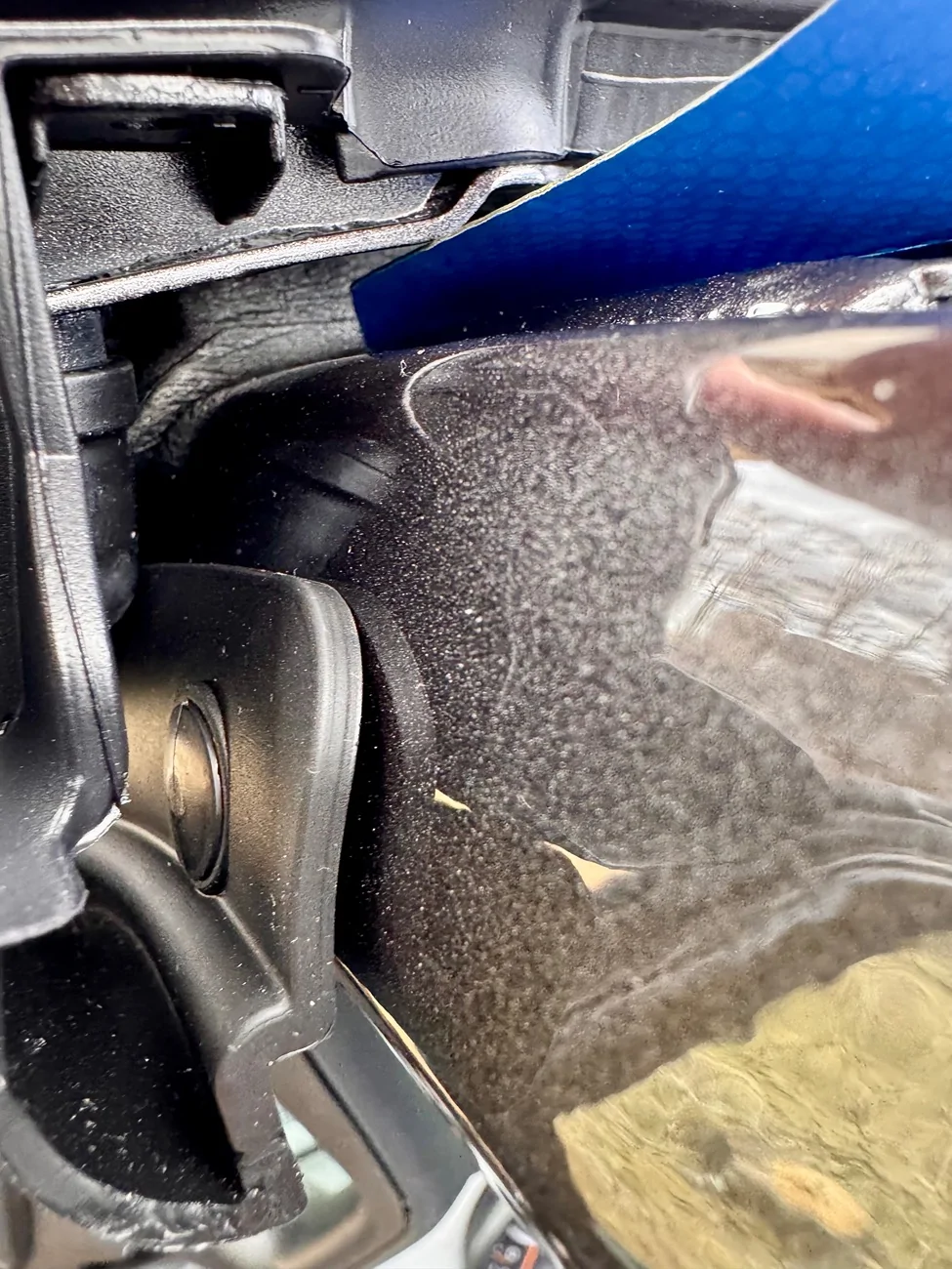 Jeep Gladiator 2026 JT Windshield Foam Seal? IMG_9483