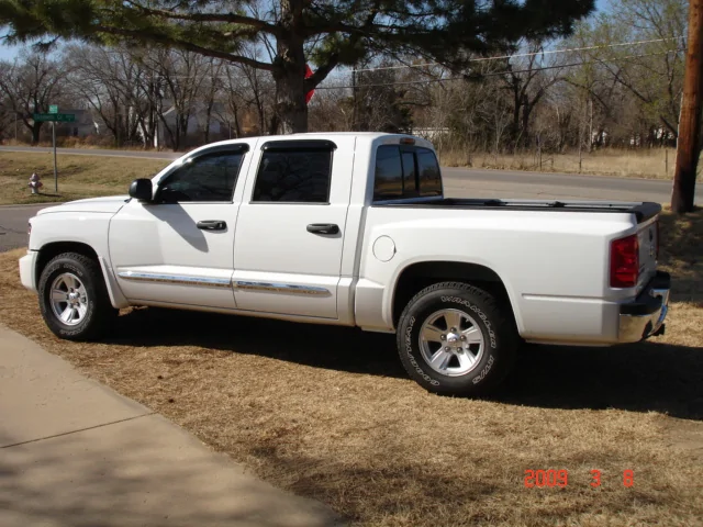Jeep Gladiator 2028 Ram Dakota & Dakota SRT pickup confirmed for US / North America 2008 Dodge Dakota pic 6