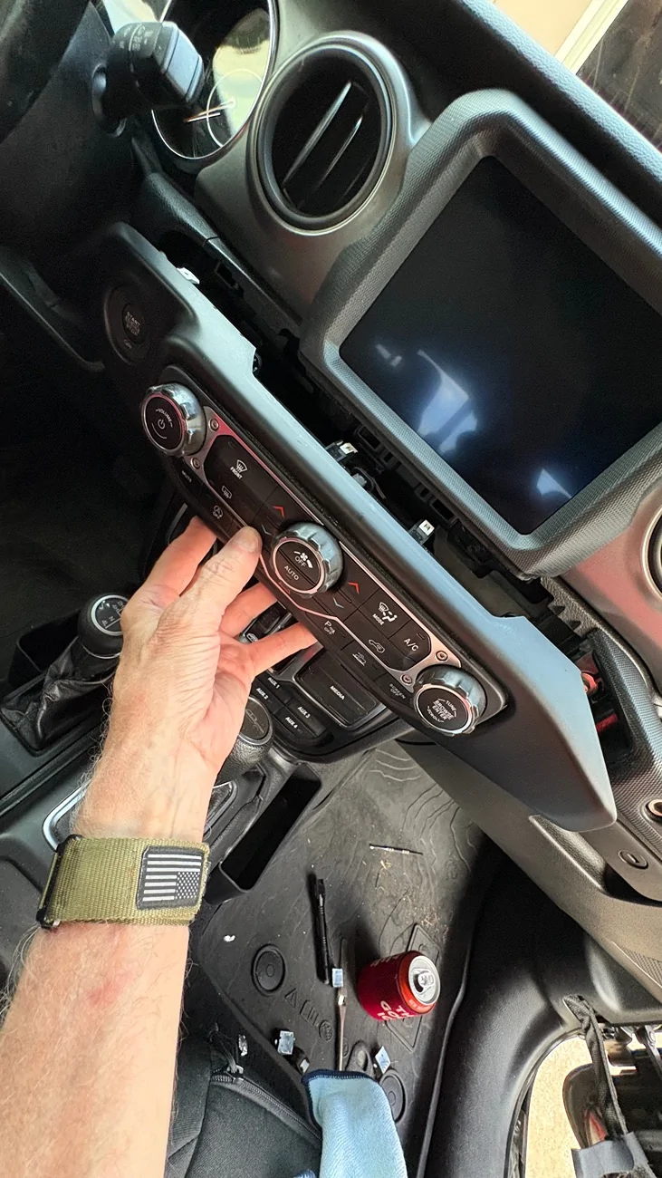 Jeep Gladiator HELP...Telematics Module Disconnect / Disable ? IMG_1595