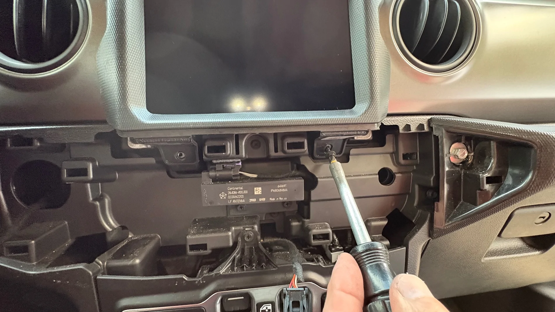 Jeep Gladiator HELP...Telematics Module Disconnect / Disable ? IMG_1594
