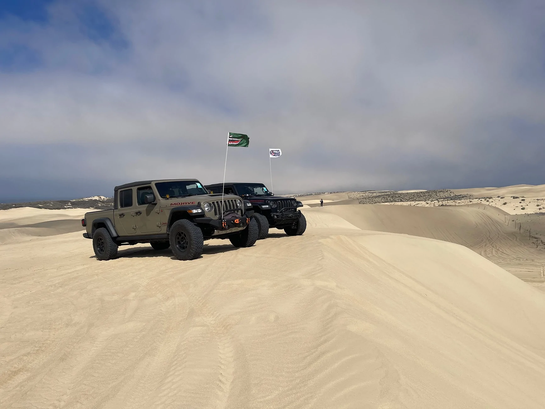 Jeep Gladiator Nitto Recon Grappler 37x11.5R17 on 2020 Mojave IMG_9341