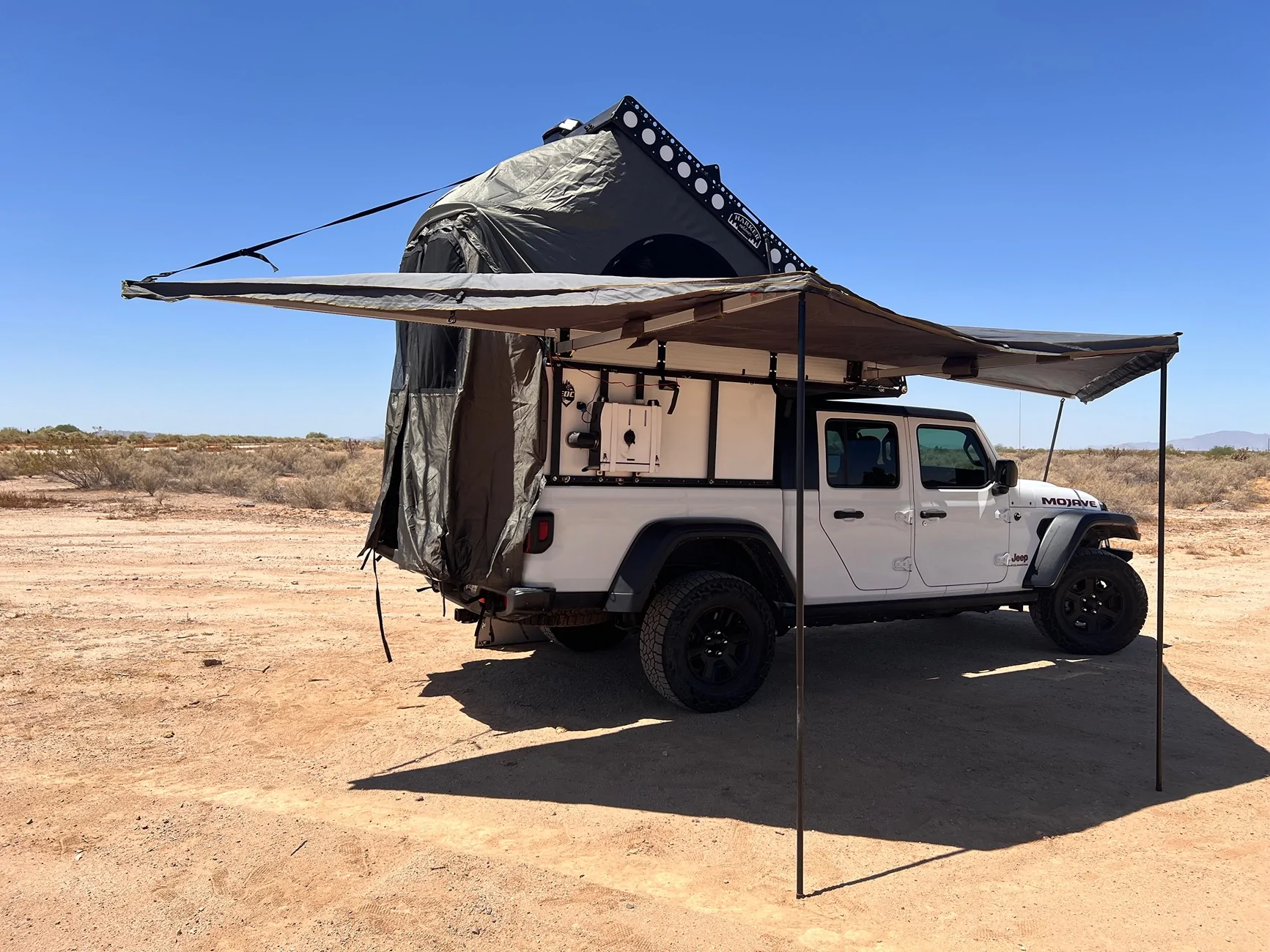 Jeep Gladiator 2023 Gladiator Mojave Harker EDC Camper IMG_0829