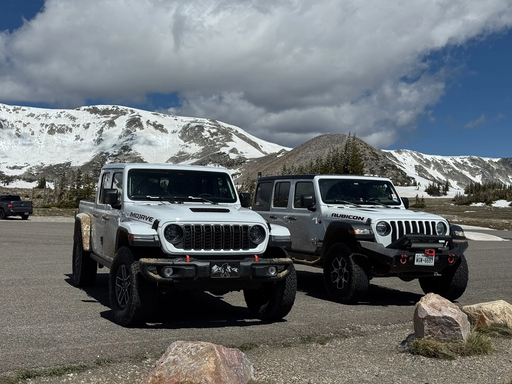 Jeep Gladiator Jeeps Parking Next To Jeeps IMG_8180