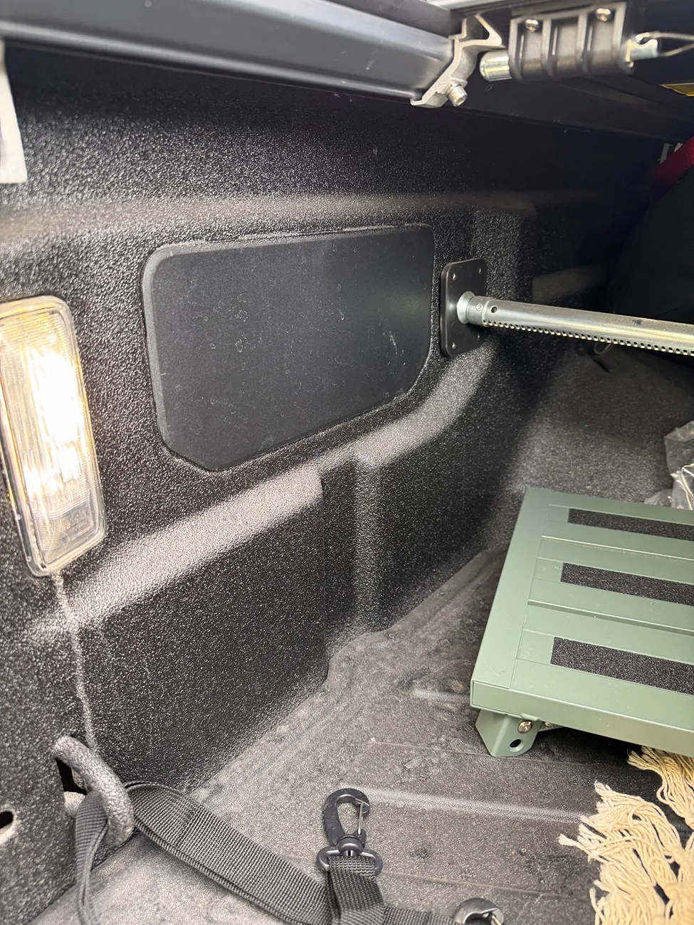 Jeep Gladiator 2025 JT MojaveX Access Panel IMG_9854