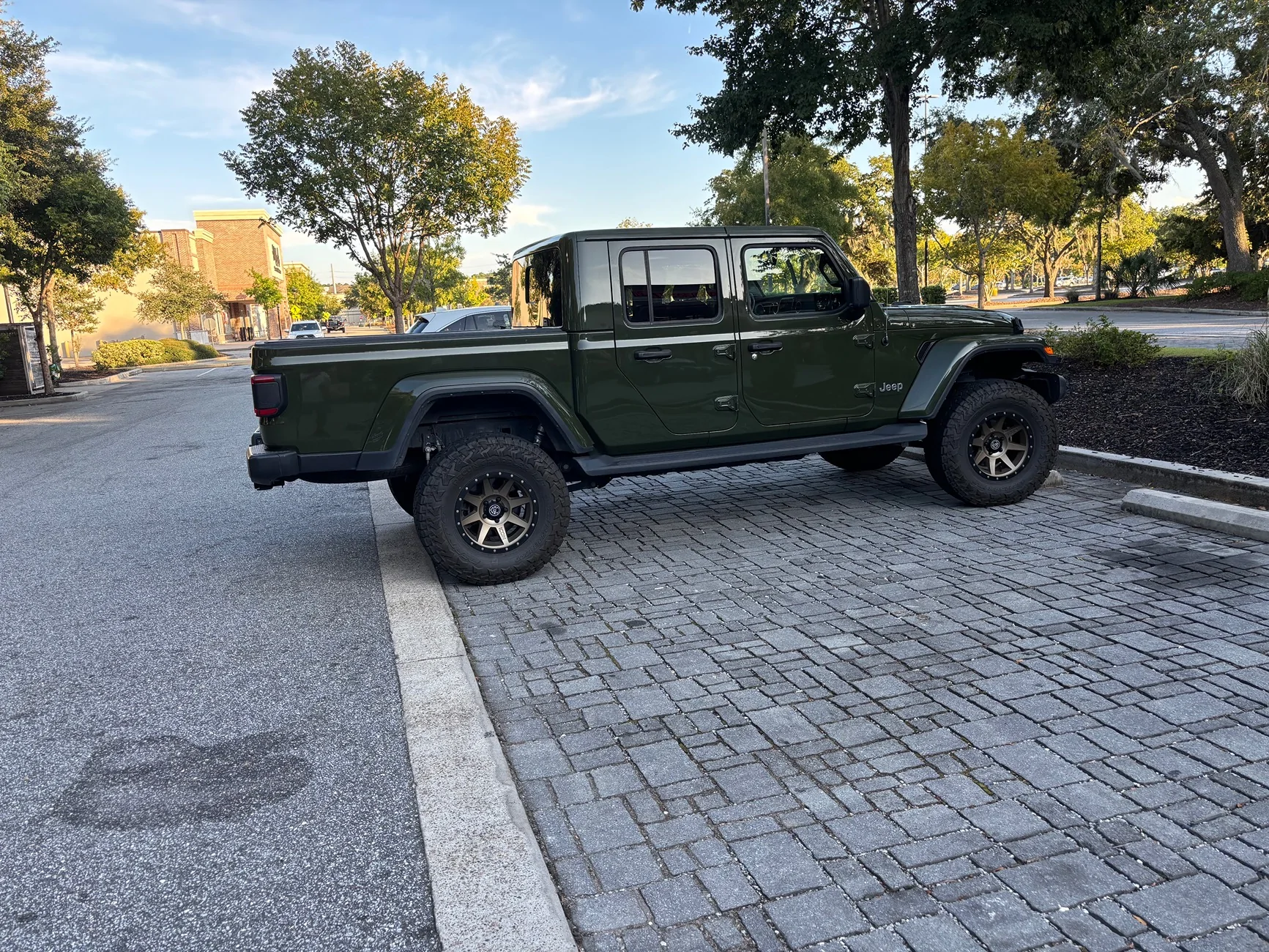 Jeep Gladiator Clayton 2.5 Ride Right  Lift Questions IMG_8141