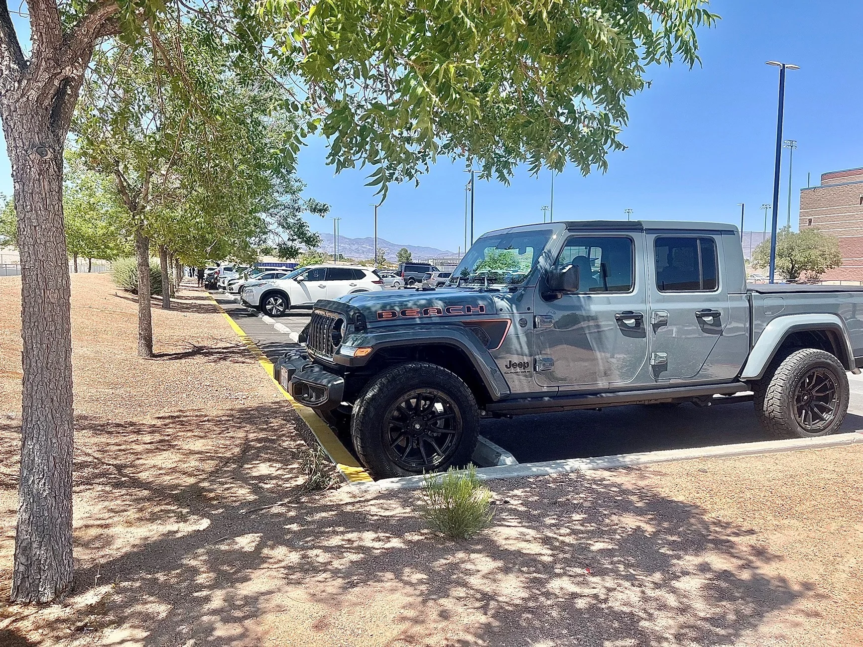 Jeep Gladiator Cool Daily Random JT Gladiator Pics -- Post Em! 📸 vegas2