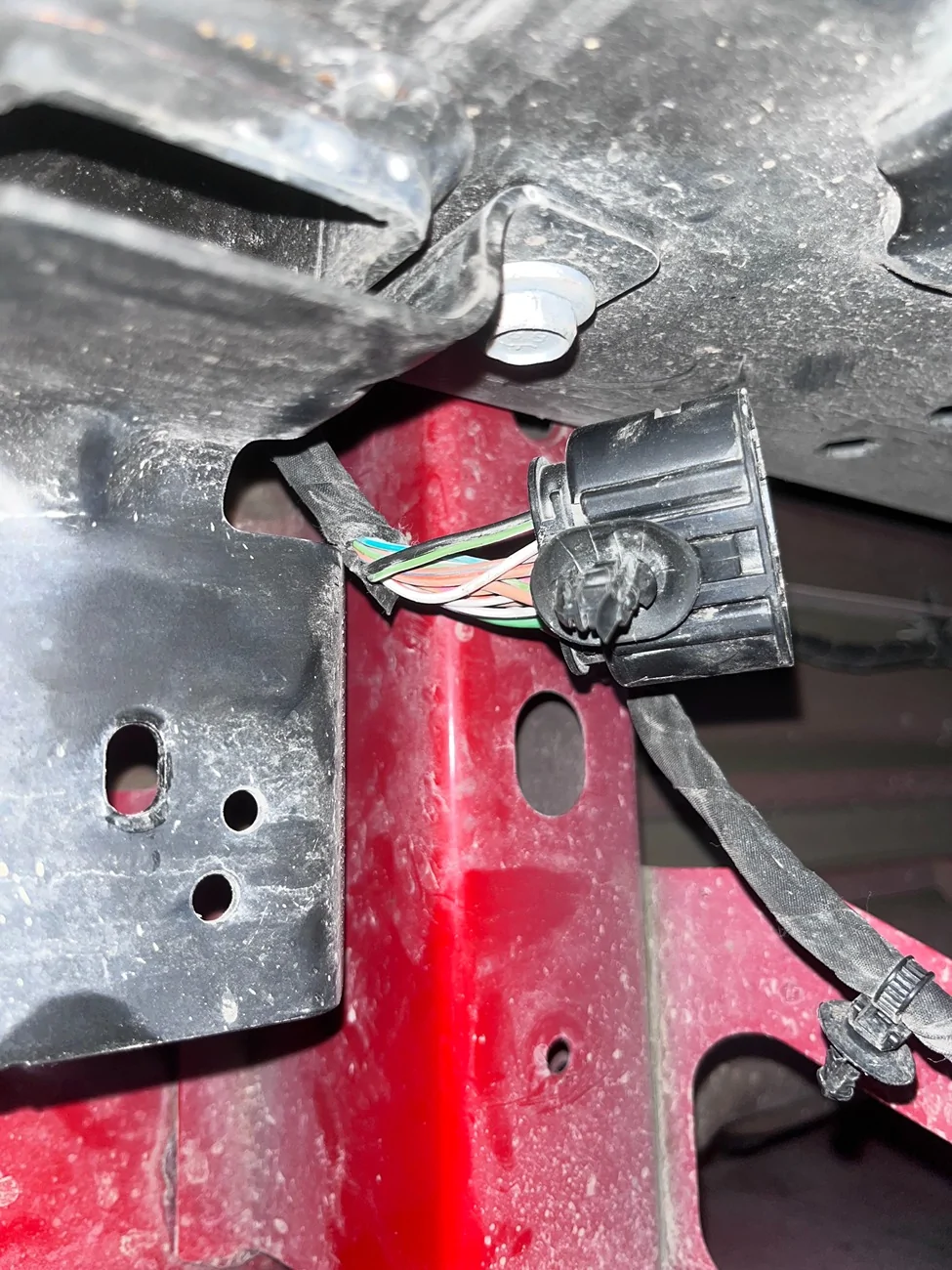 Jeep Gladiator Need help finding harness connector information please! IMG_0682