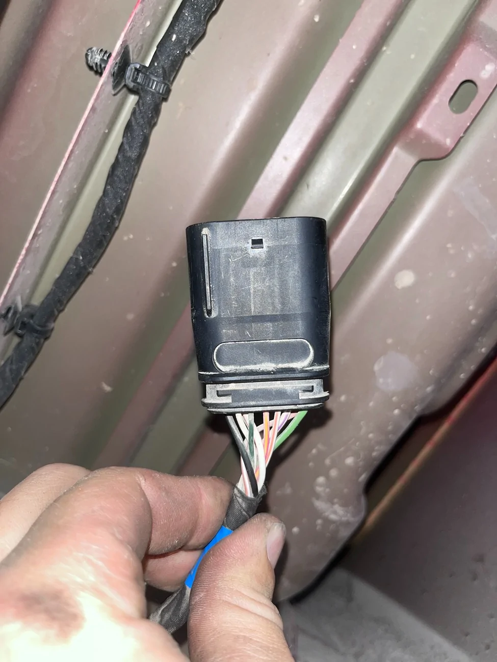 Jeep Gladiator Need help finding harness connector information please! IMG_0678