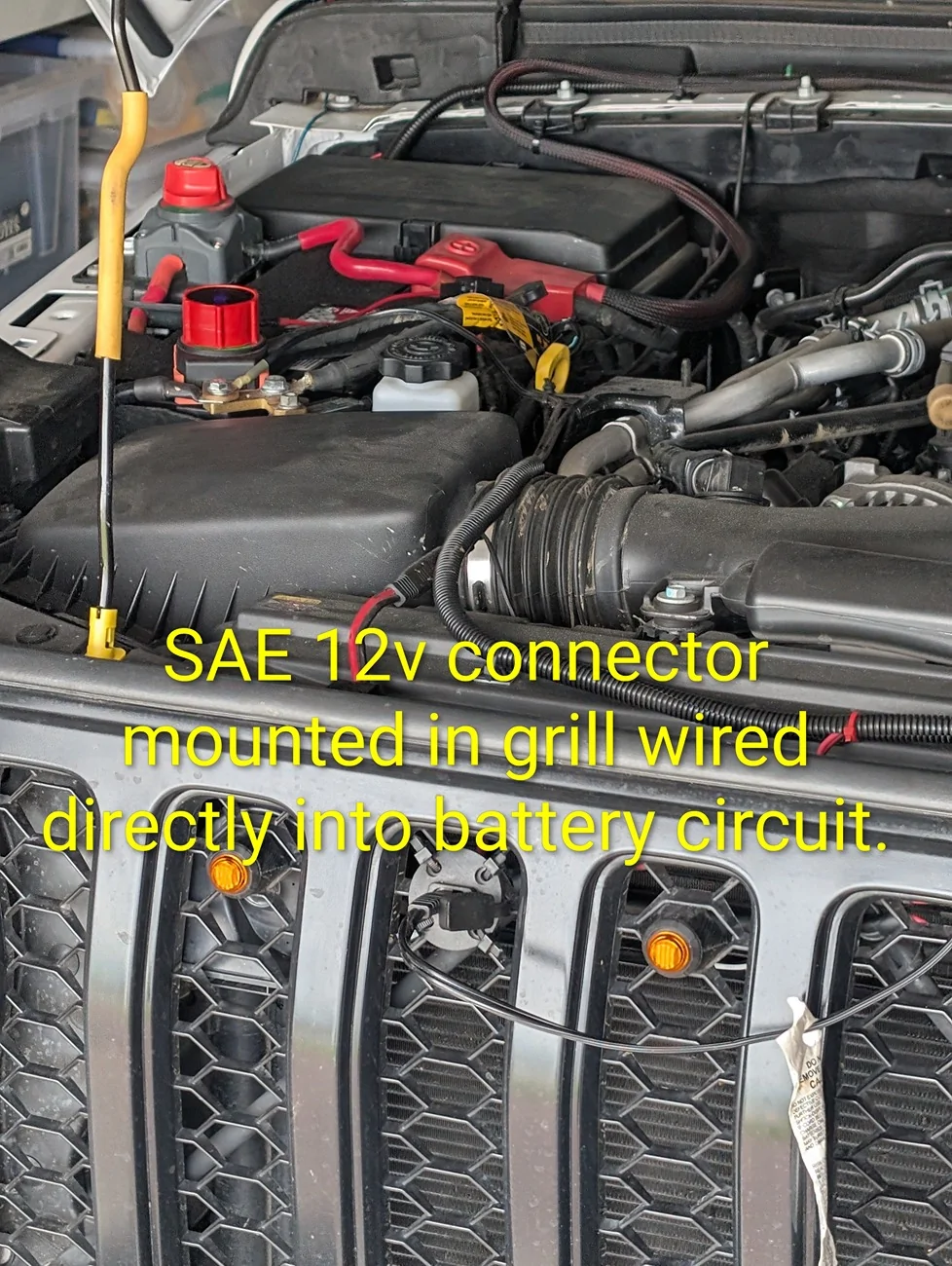 Jeep Gladiator Charge / maintain both batteries simultaneously? 1000014504