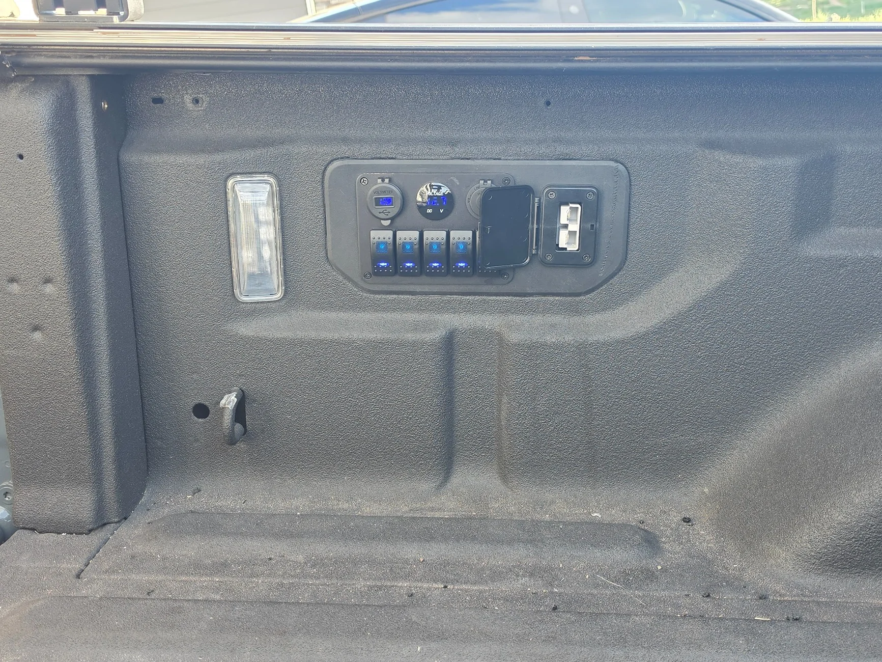 Jeep Gladiator 2025 JT MojaveX Access Panel 6192