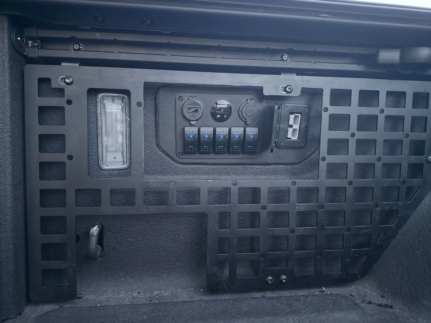 Jeep Gladiator 2025 JT MojaveX Access Panel 6197