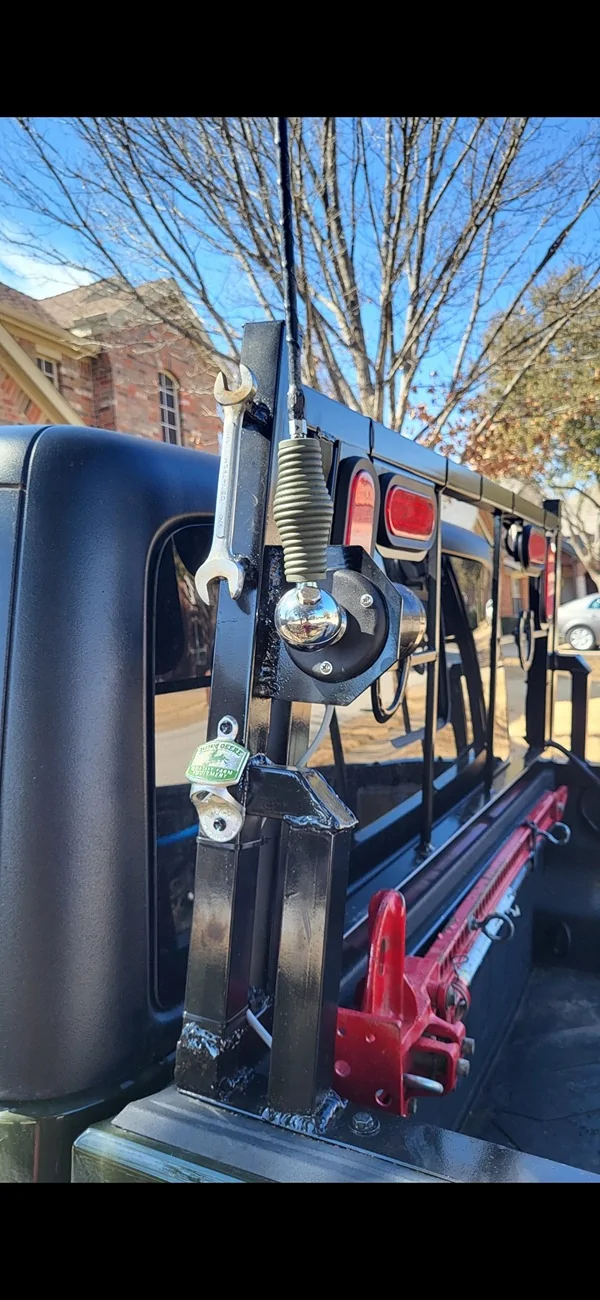 Jeep Gladiator Bottle opener Screenshot_20260612_205903_Photos