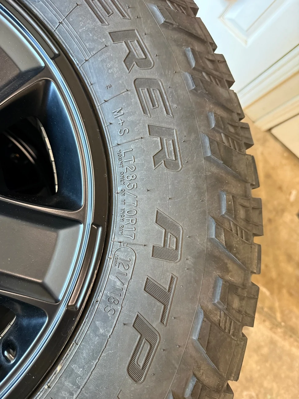 Jeep Gladiator $100 Jeep Gladiator Mojave Spare Wheel and Tire IMG_3074