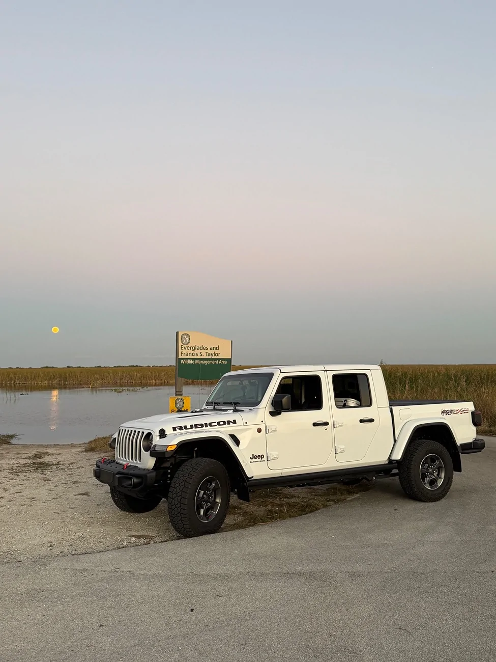 Jeep Gladiator Colors matter... especially if you live in the desert IMG_0222