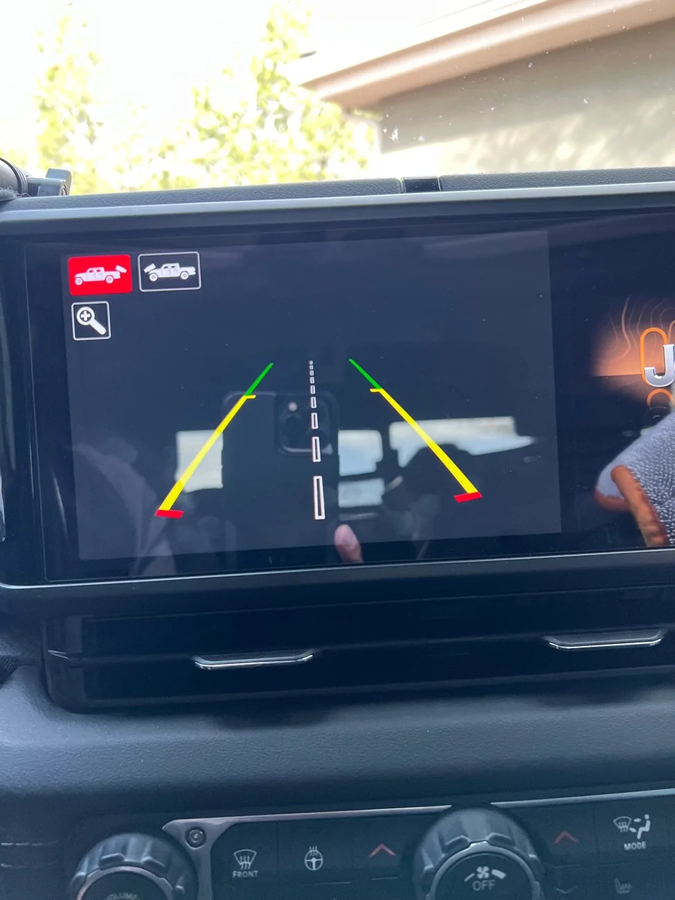 Jeep Gladiator Backup Camera/Radio Issues IMG_8178