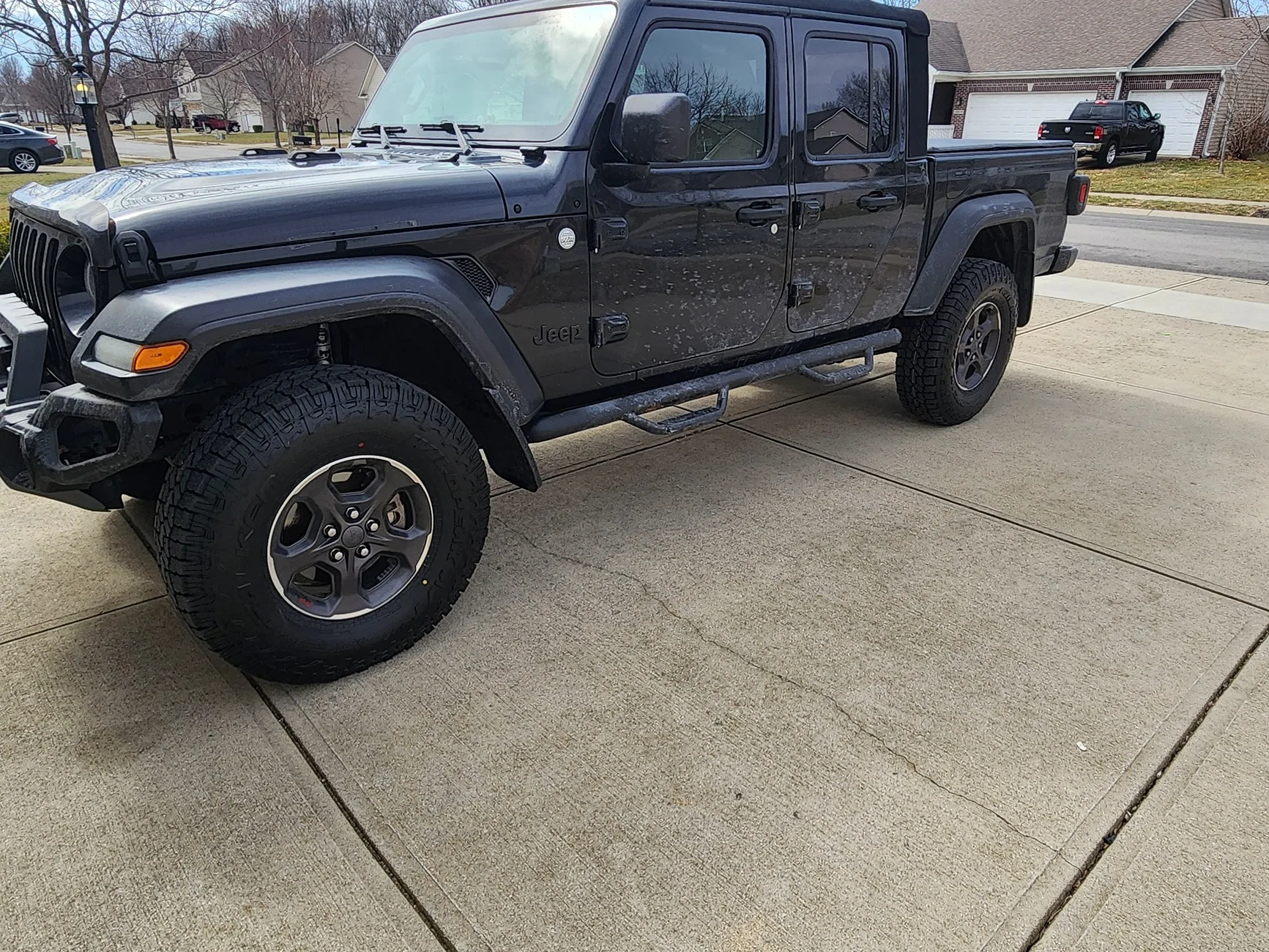 Jeep Gladiator Anyone out there with a 2" Mopar Lift on 35" or 37" Pizza Cutters? 20260302_124321