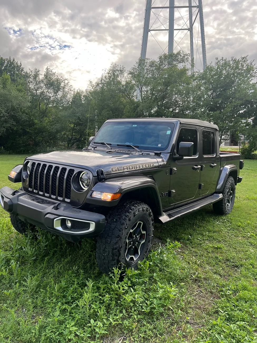 Jeep Gladiator Anyone out there with a 2" Mopar Lift on 35" or 37" Pizza Cutters? IMG_8950