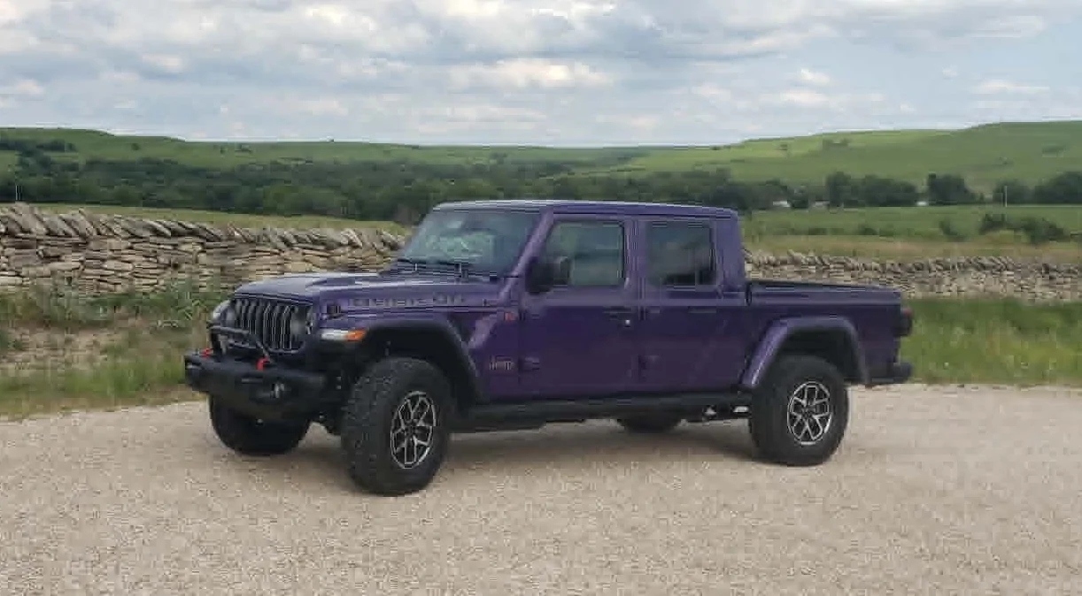 Jeep Gladiator JT Gladiator Club Threads: Colors & Editions 06-21-2026 Hwy 99 Historic Viewpoint 2 cropped