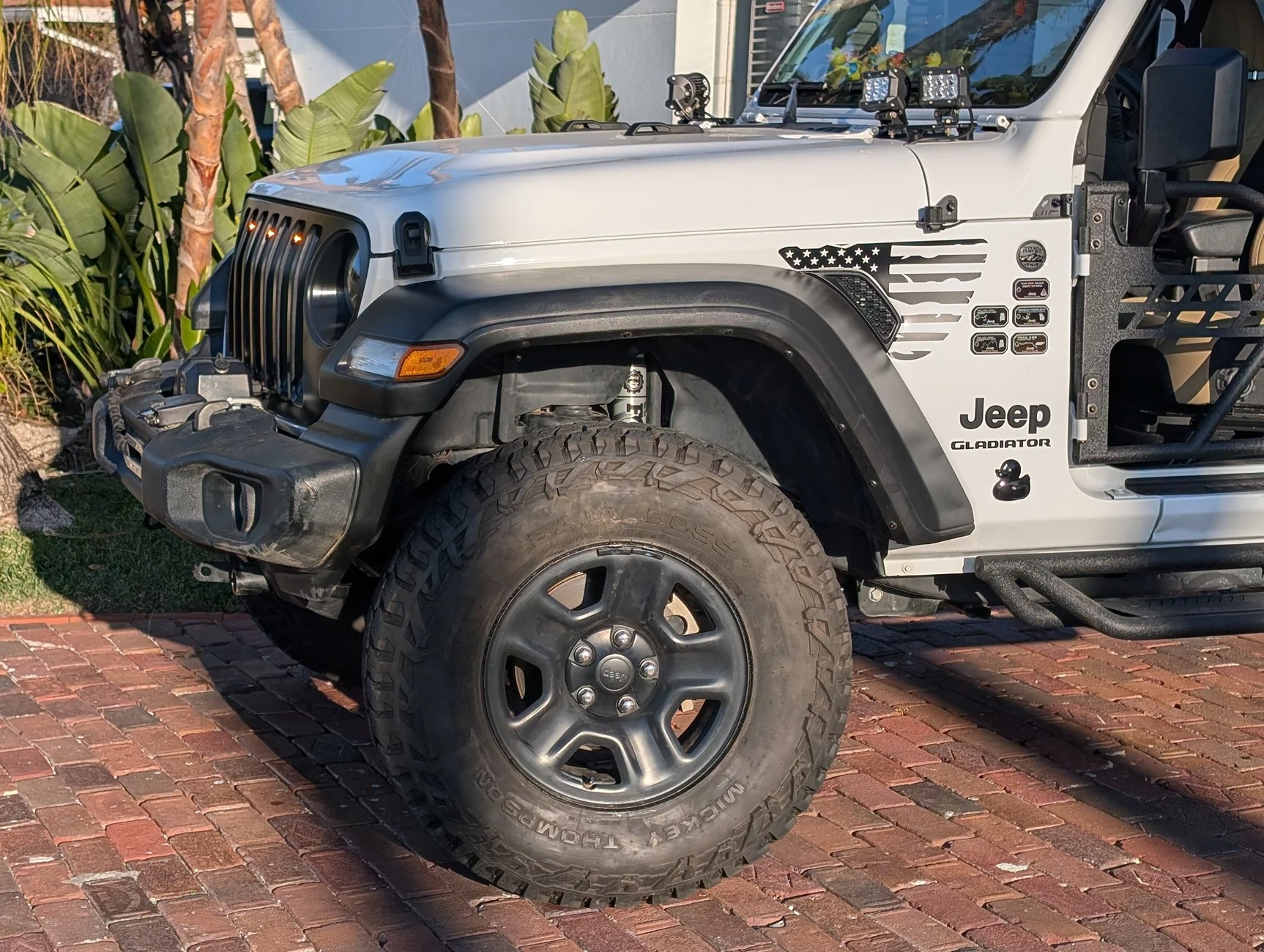 Jeep Gladiator Anyone out there with a 2" Mopar Lift on 35" or 37" Pizza Cutters? PXL_20260221_221926757