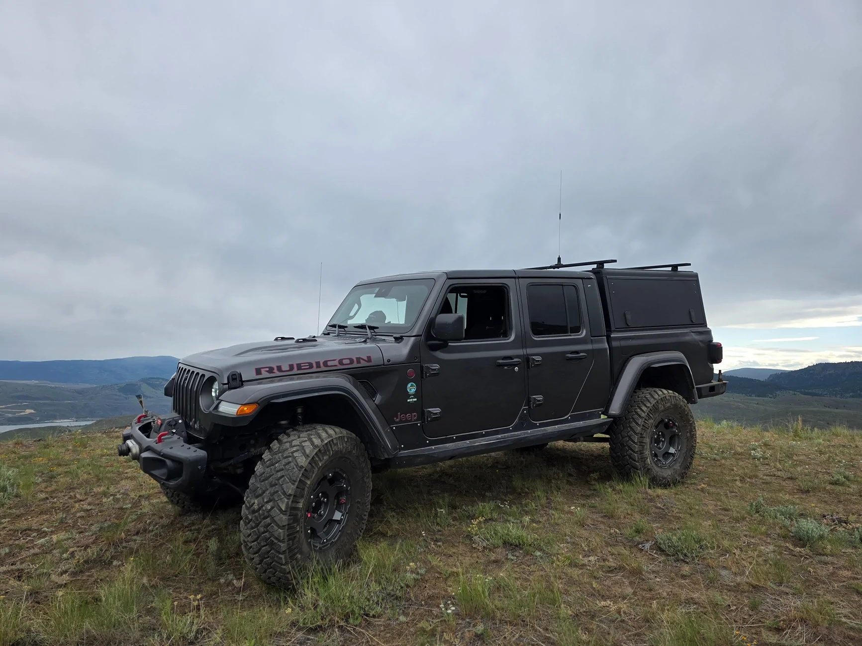 Jeep Gladiator Anyone out there with a 2" Mopar Lift on 35" or 37" Pizza Cutters? 20260521_165250