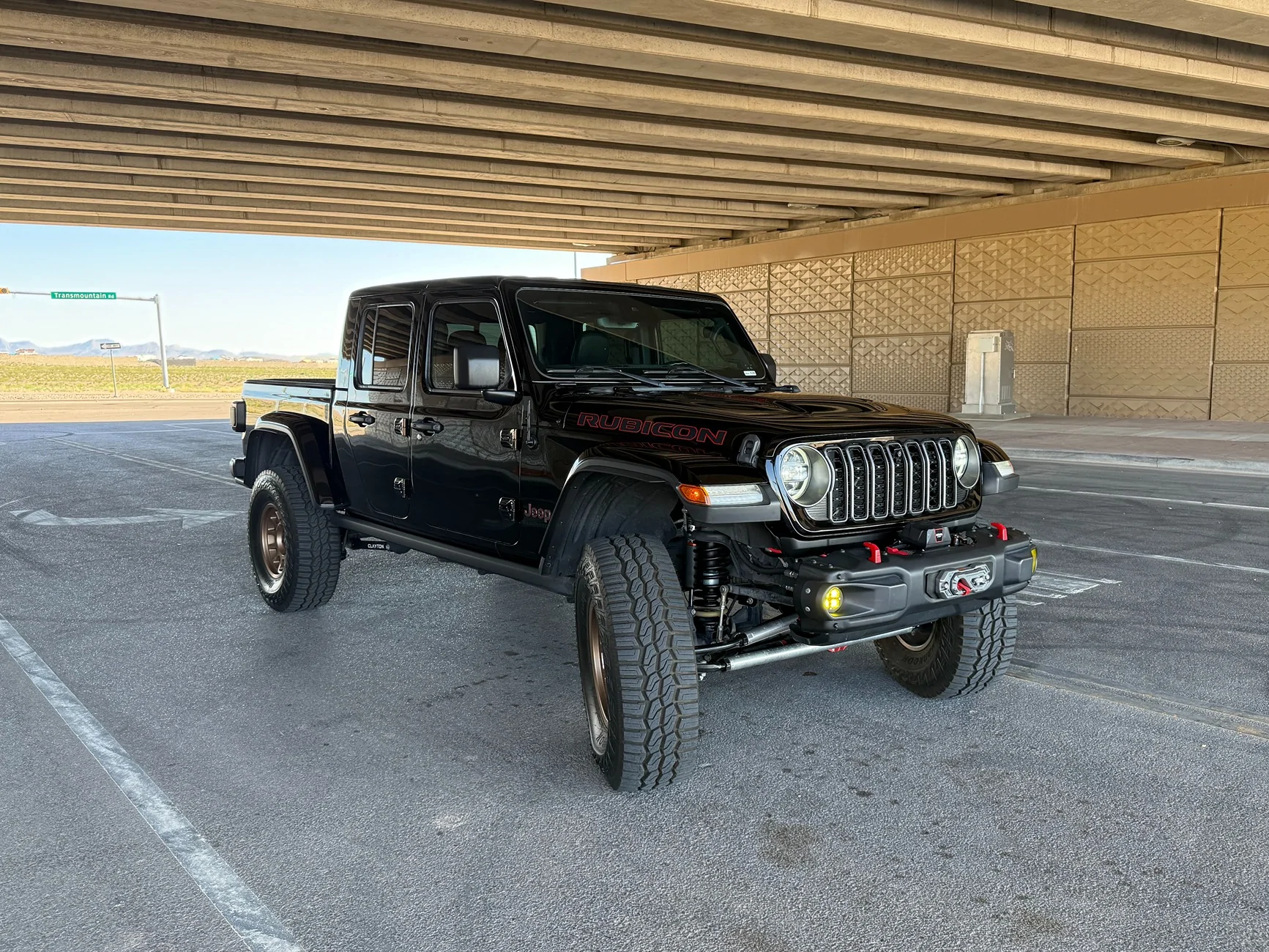 Jeep Gladiator Anyone out there with a 2" Mopar Lift on 35" or 37" Pizza Cutters? IMG_3671